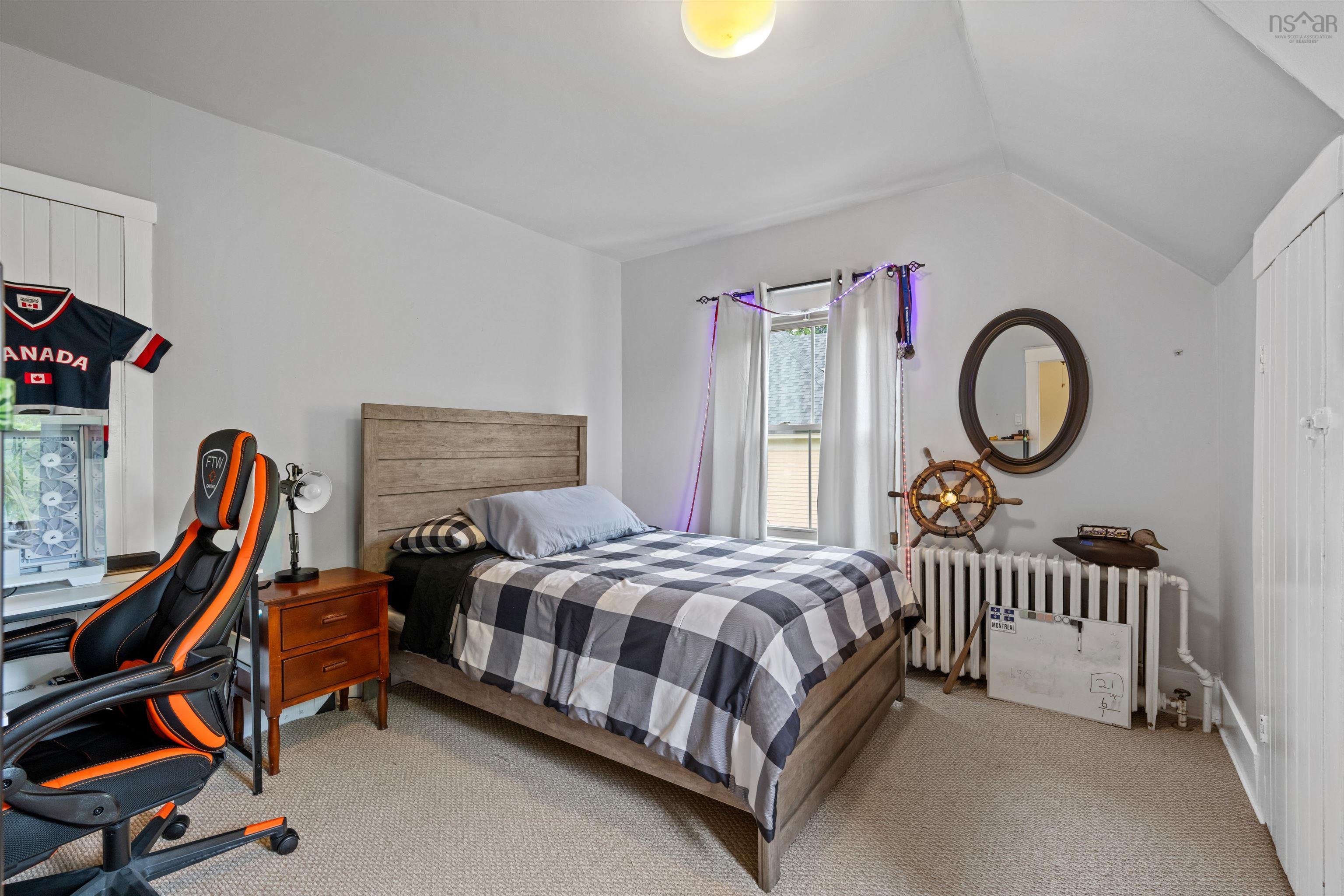 $624,900.00: 153 Pleasant Street, Bridgewater