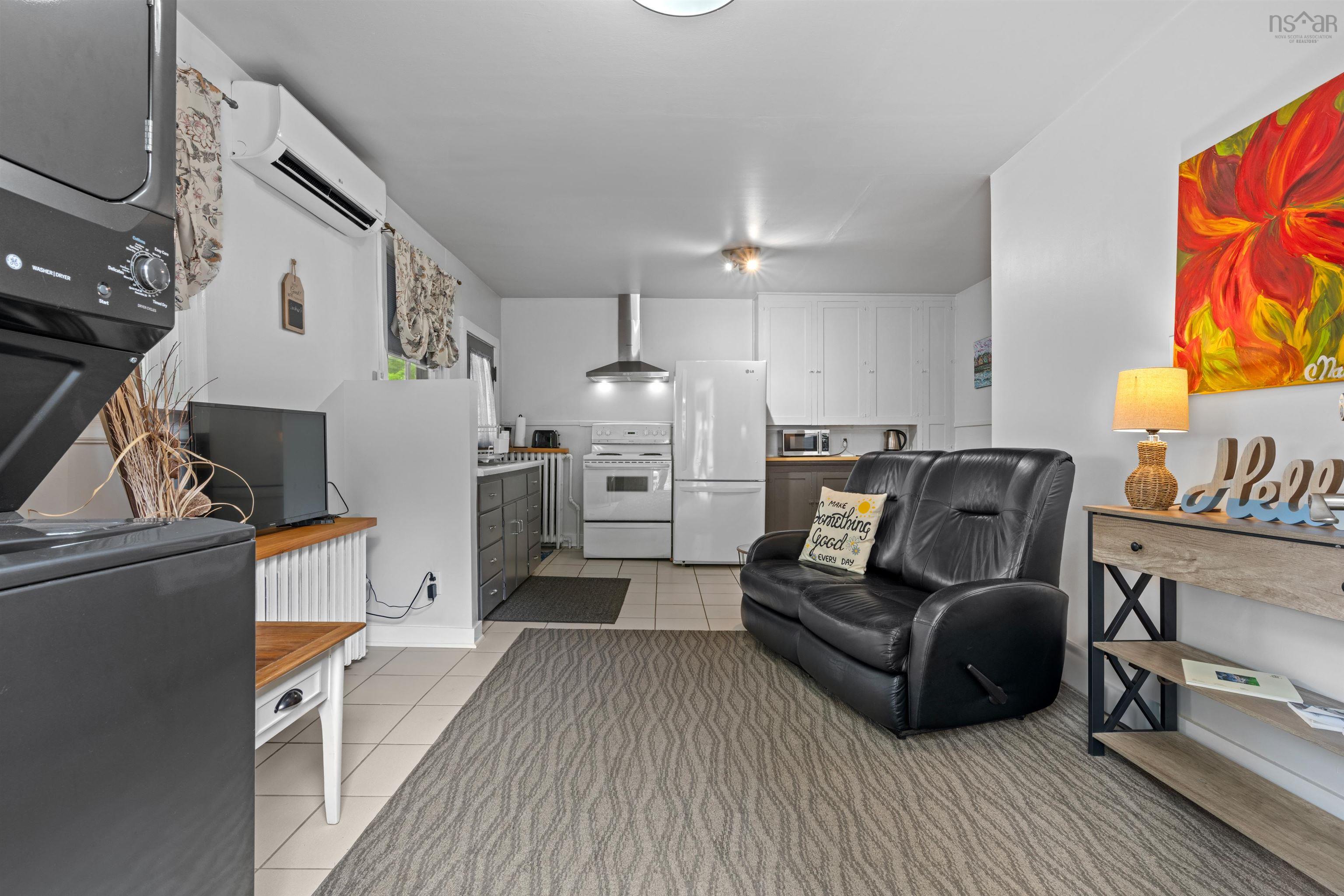 $624,900.00: 153 Pleasant Street, Bridgewater