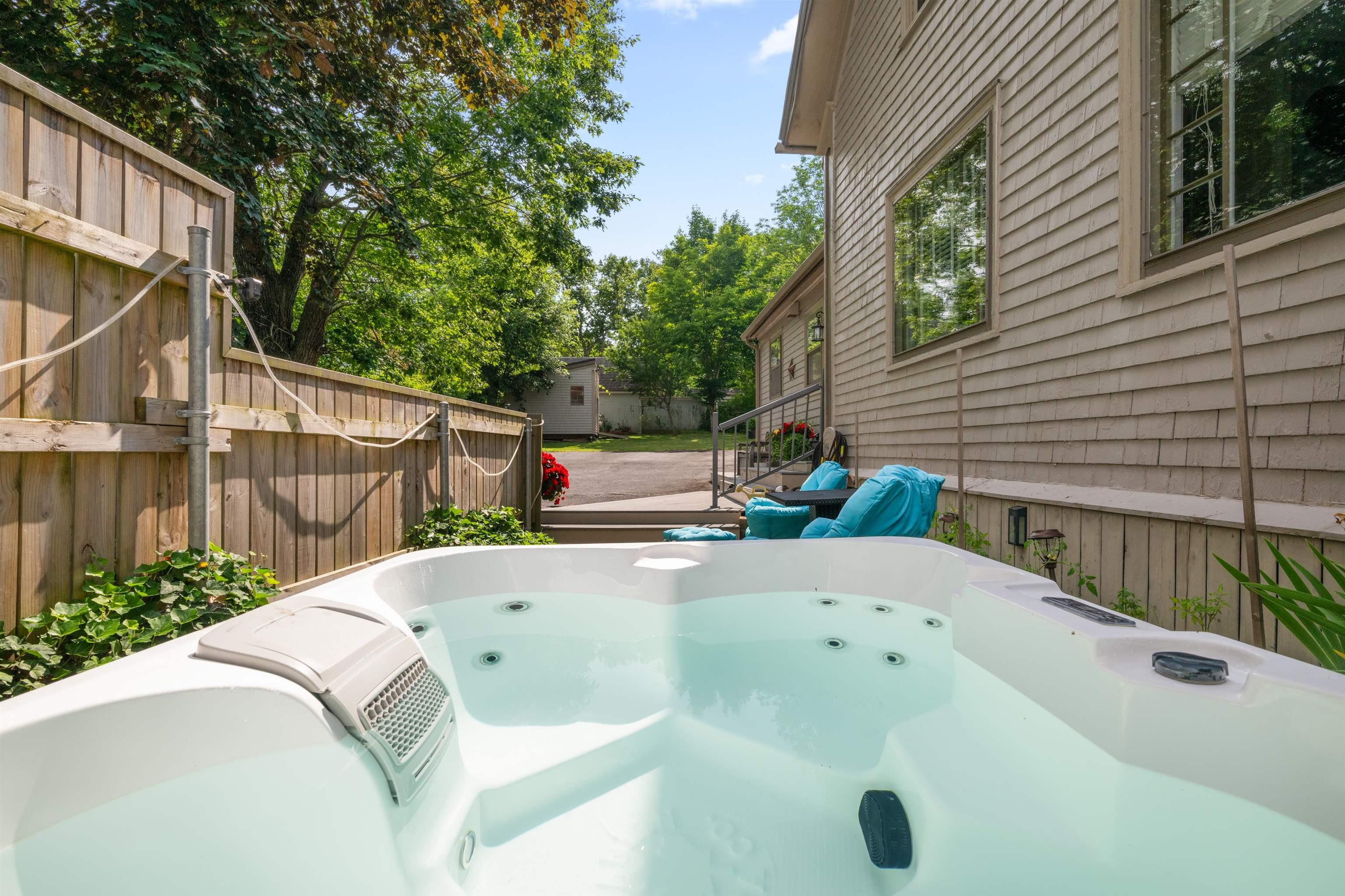 $624,900.00: 153 Pleasant Street, Bridgewater