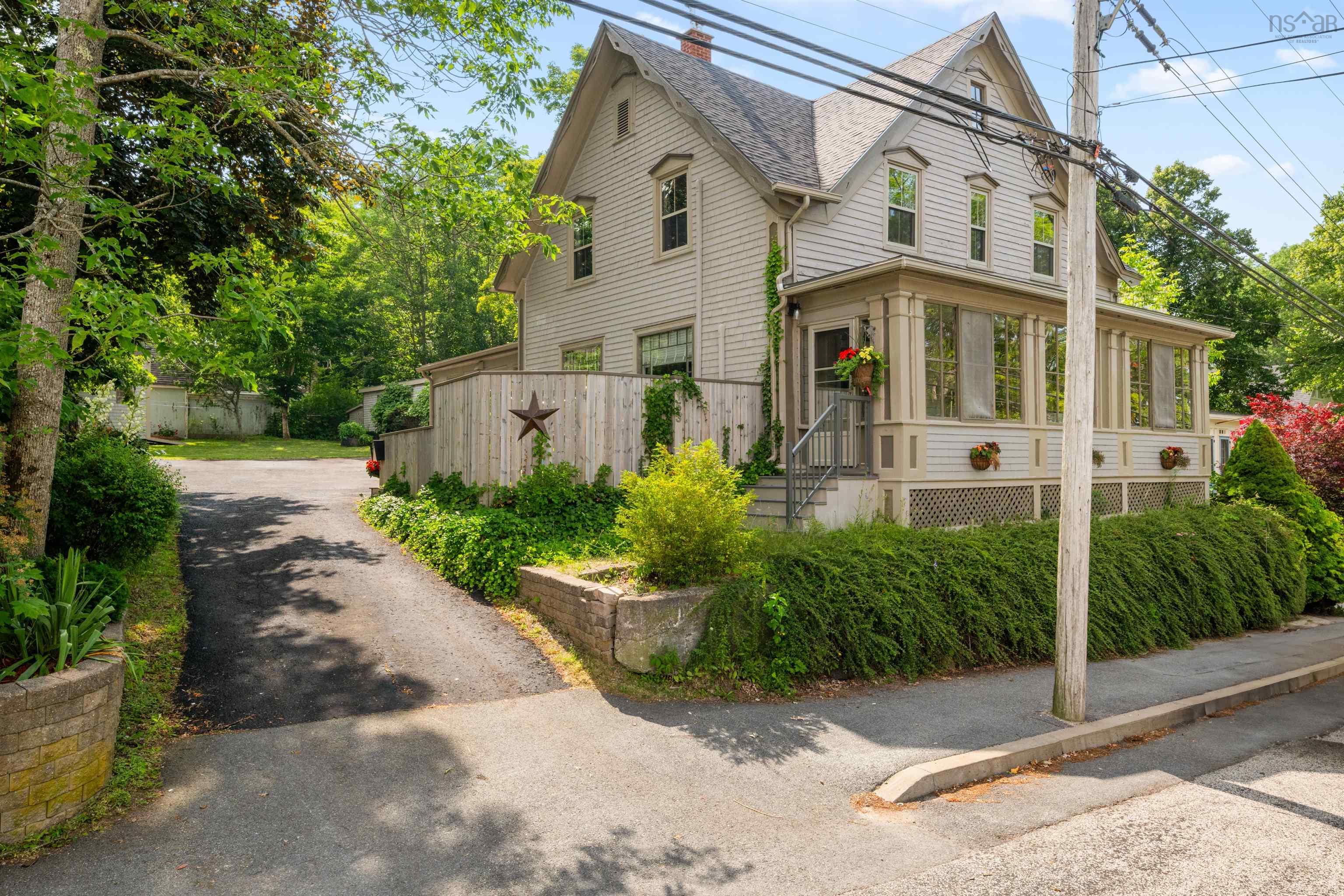 $624,900.00: 153 Pleasant Street, Bridgewater