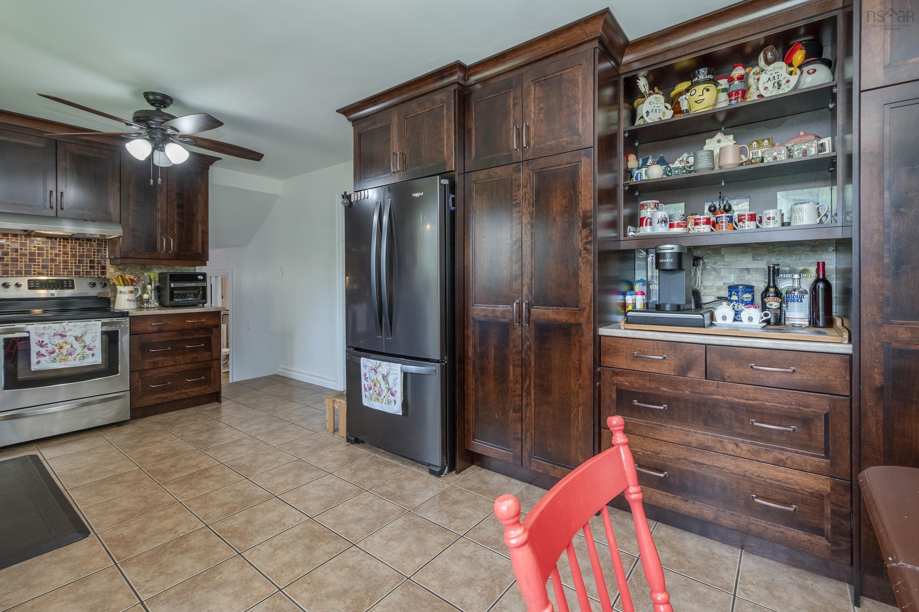 $550,000.00: 9 Jan Marie Drive, Lawrencetown