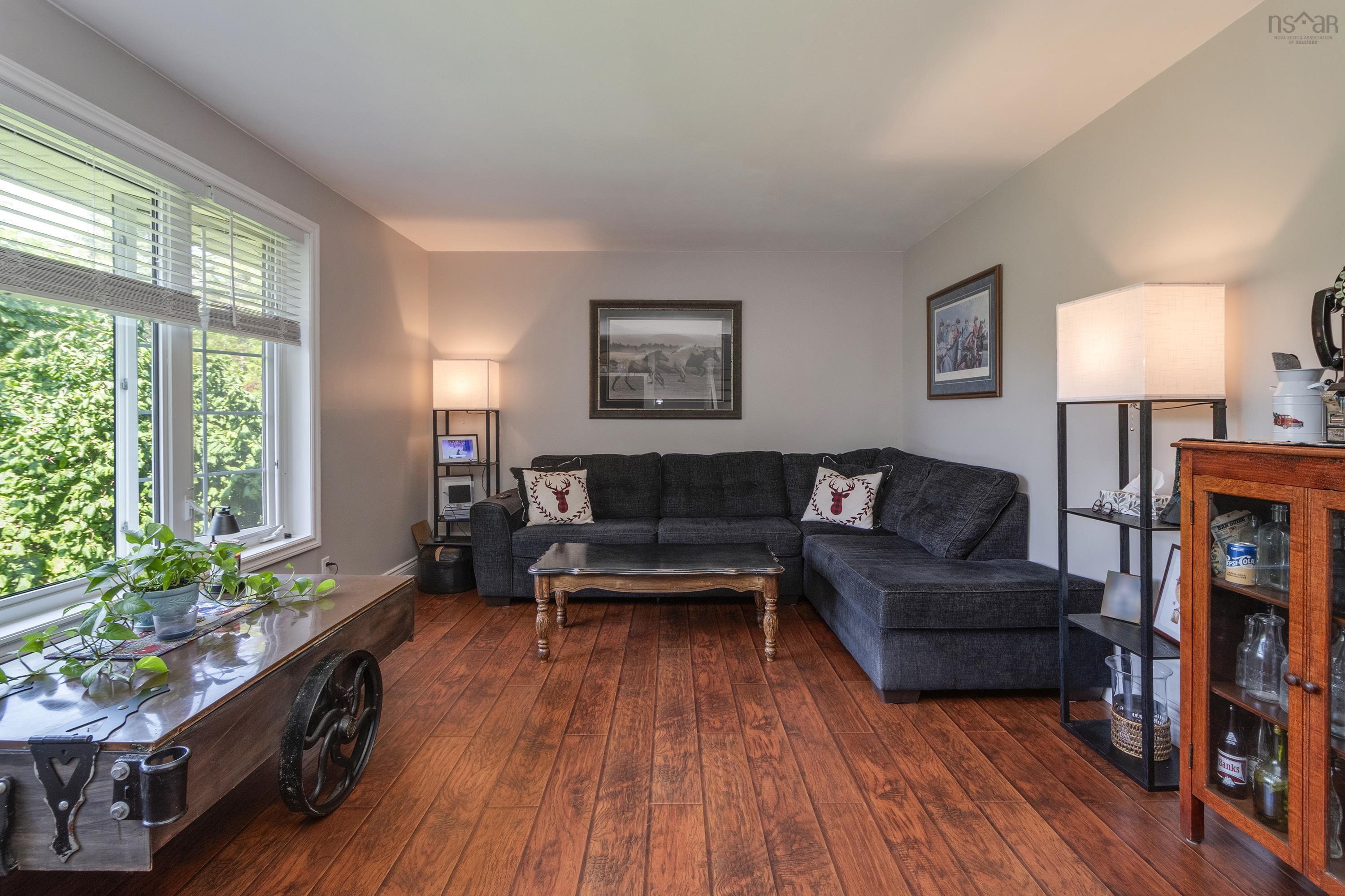 $550,000.00: 9 Jan Marie Drive, Lawrencetown