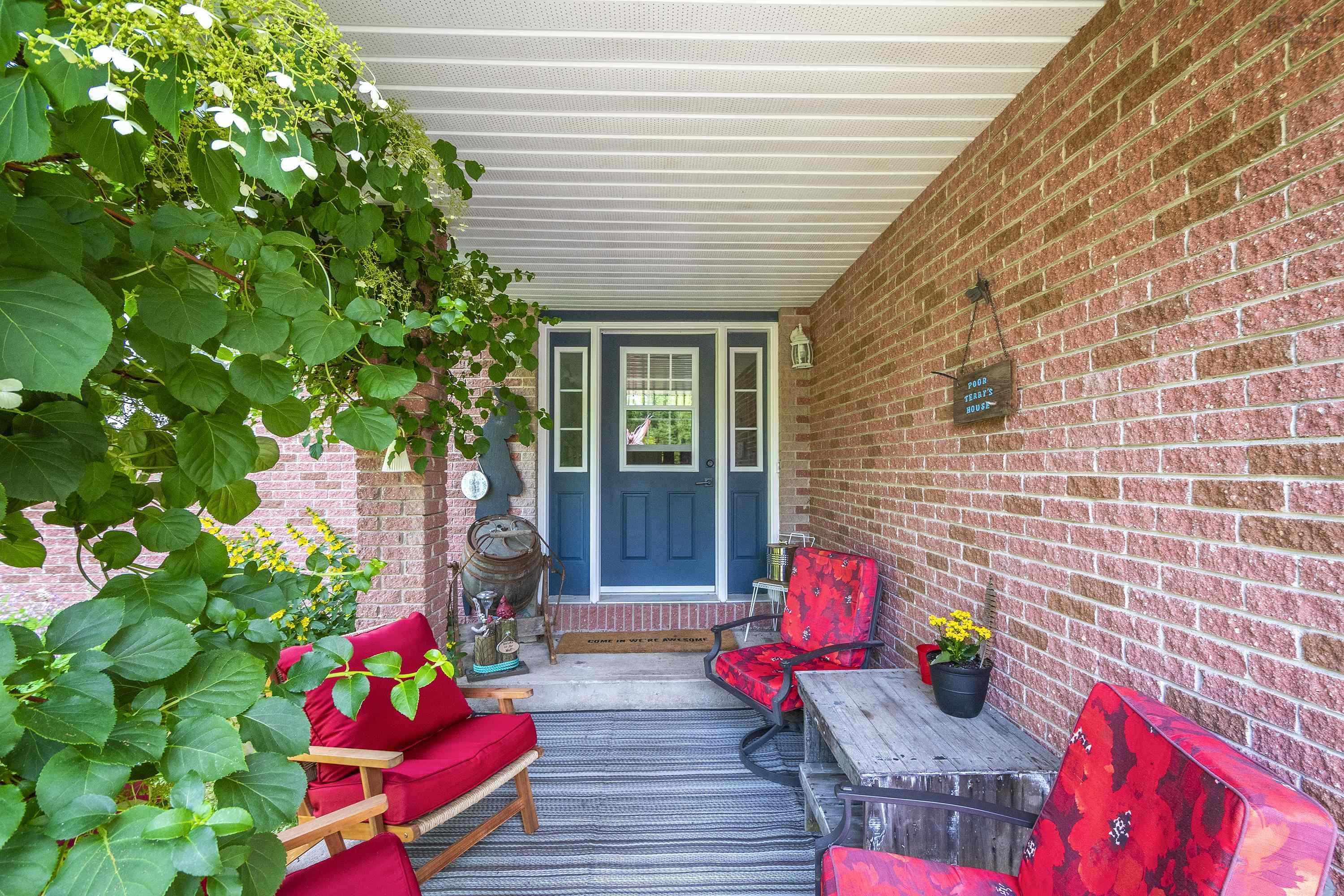 $550,000.00: 9 Jan Marie Drive, Lawrencetown