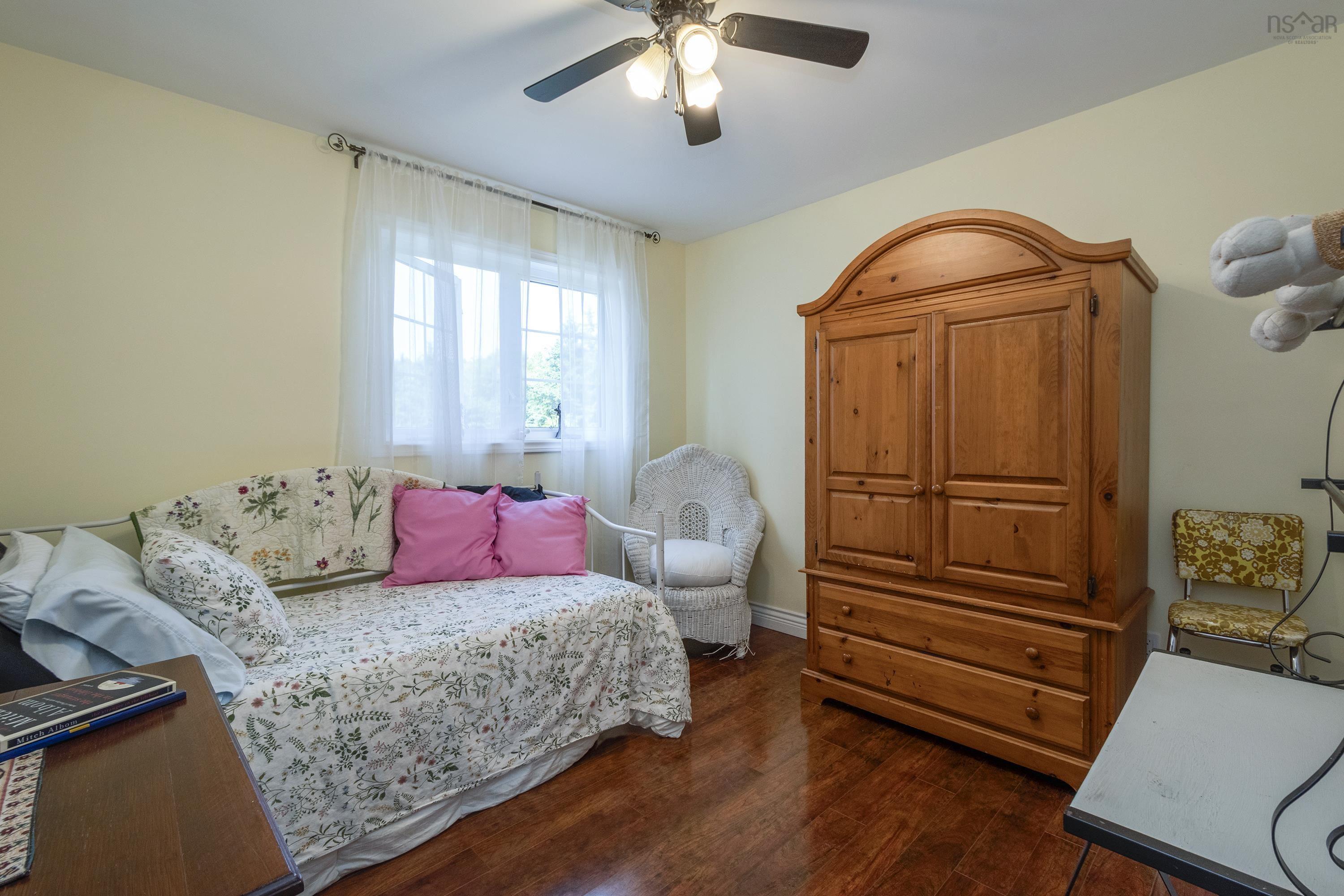 $550,000.00: 9 Jan Marie Drive, Lawrencetown