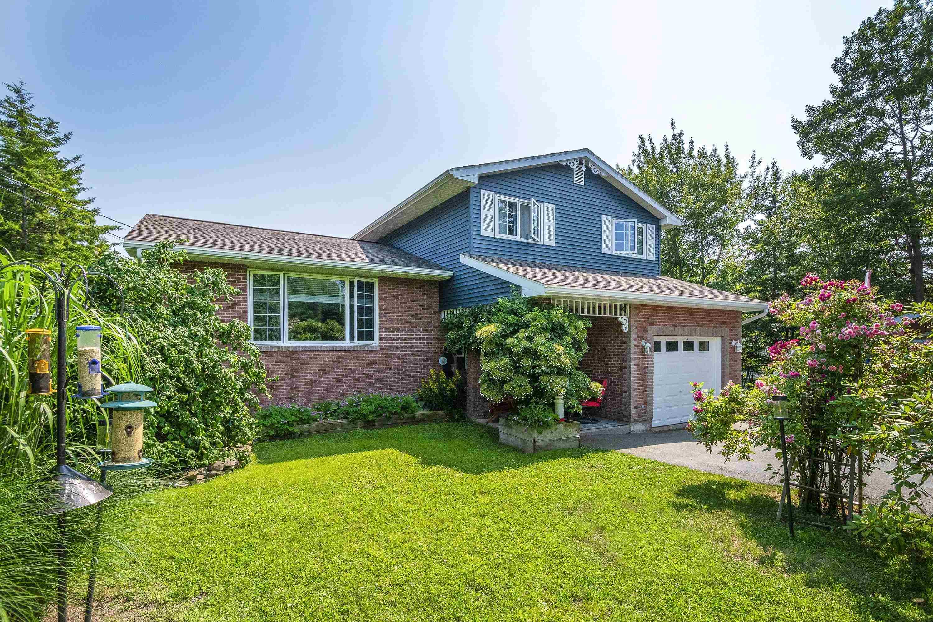 $550,000.00: 9 Jan Marie Drive, Lawrencetown