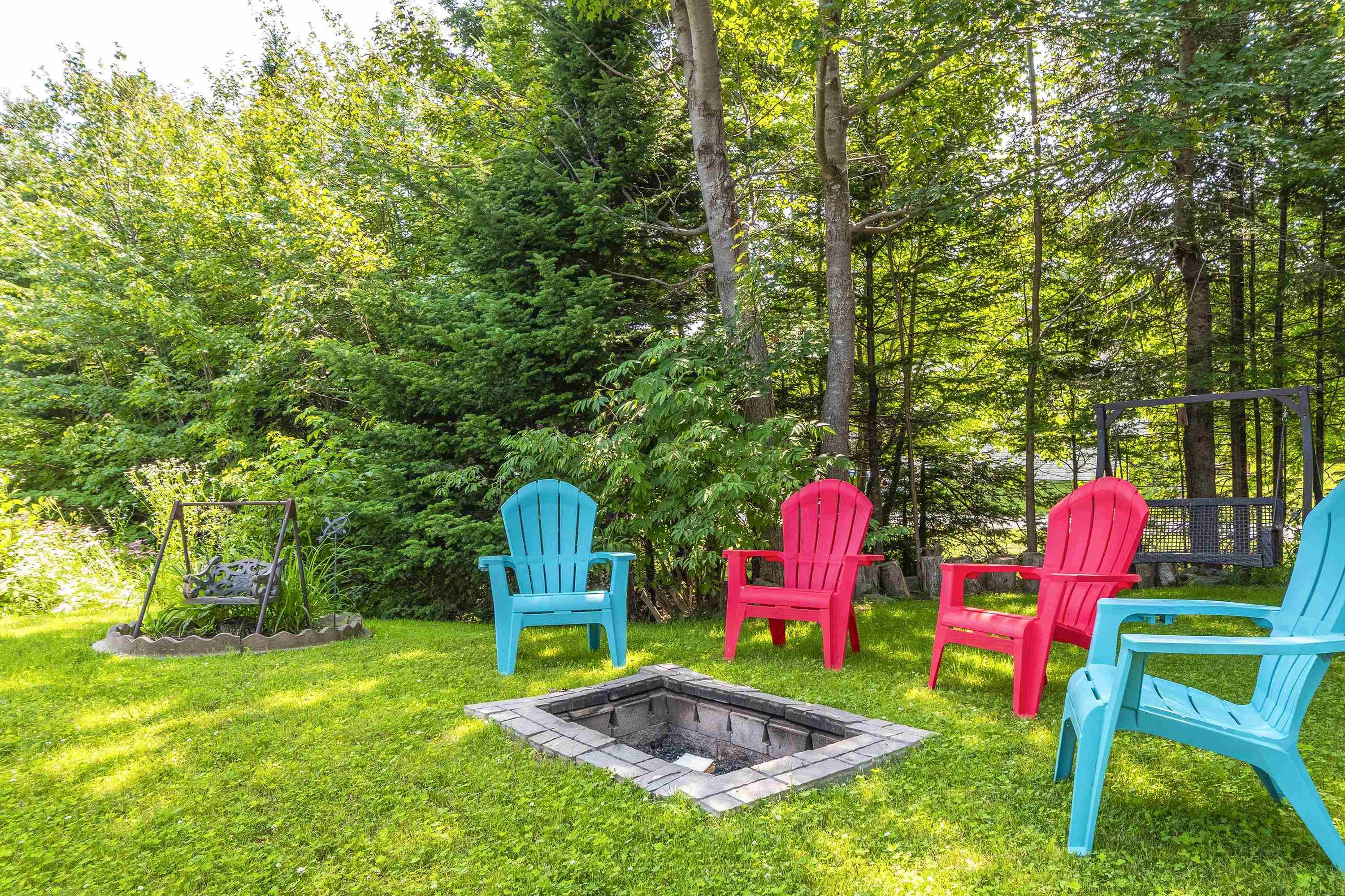 $550,000.00: 9 Jan Marie Drive, Lawrencetown