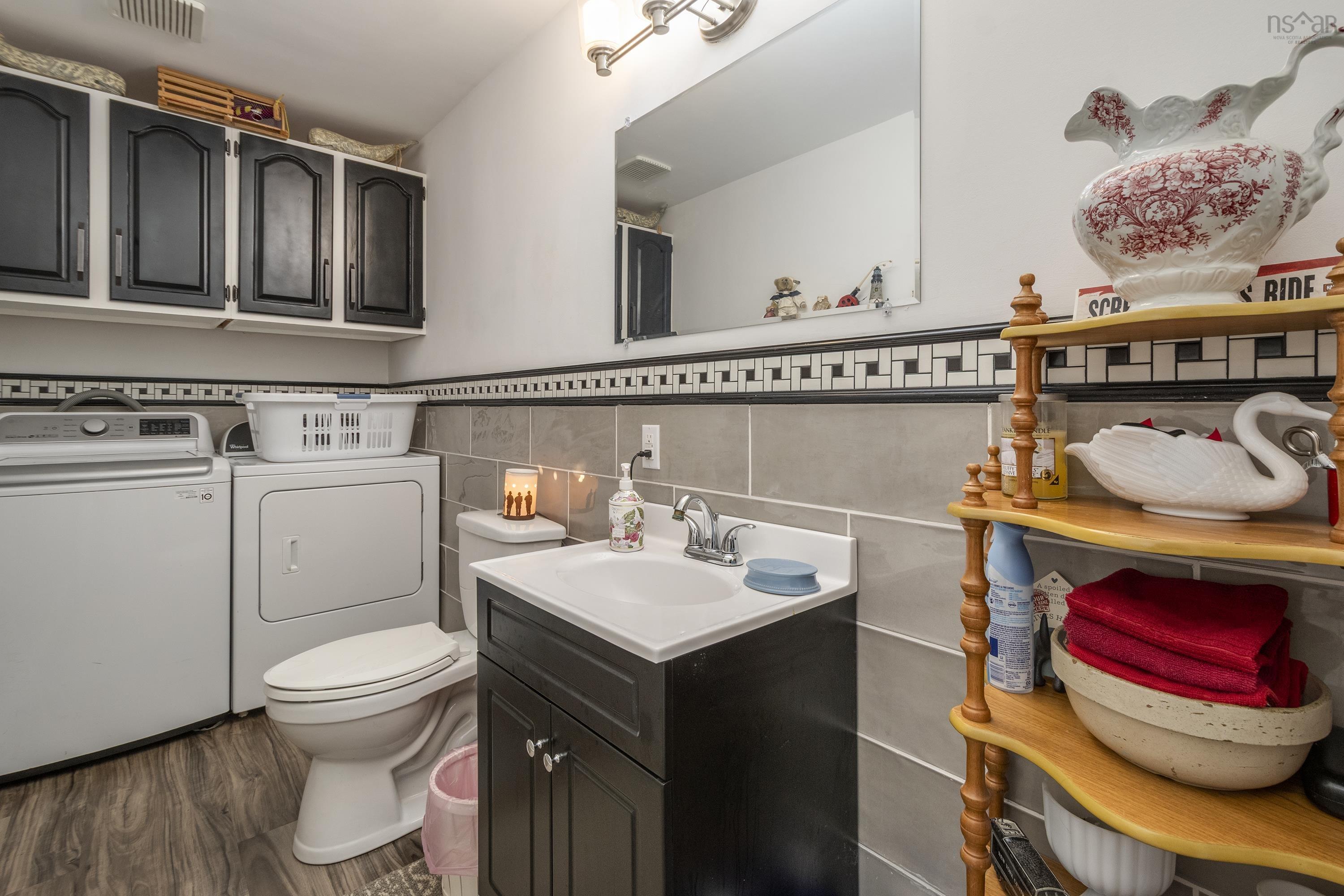 $550,000.00: 9 Jan Marie Drive, Lawrencetown