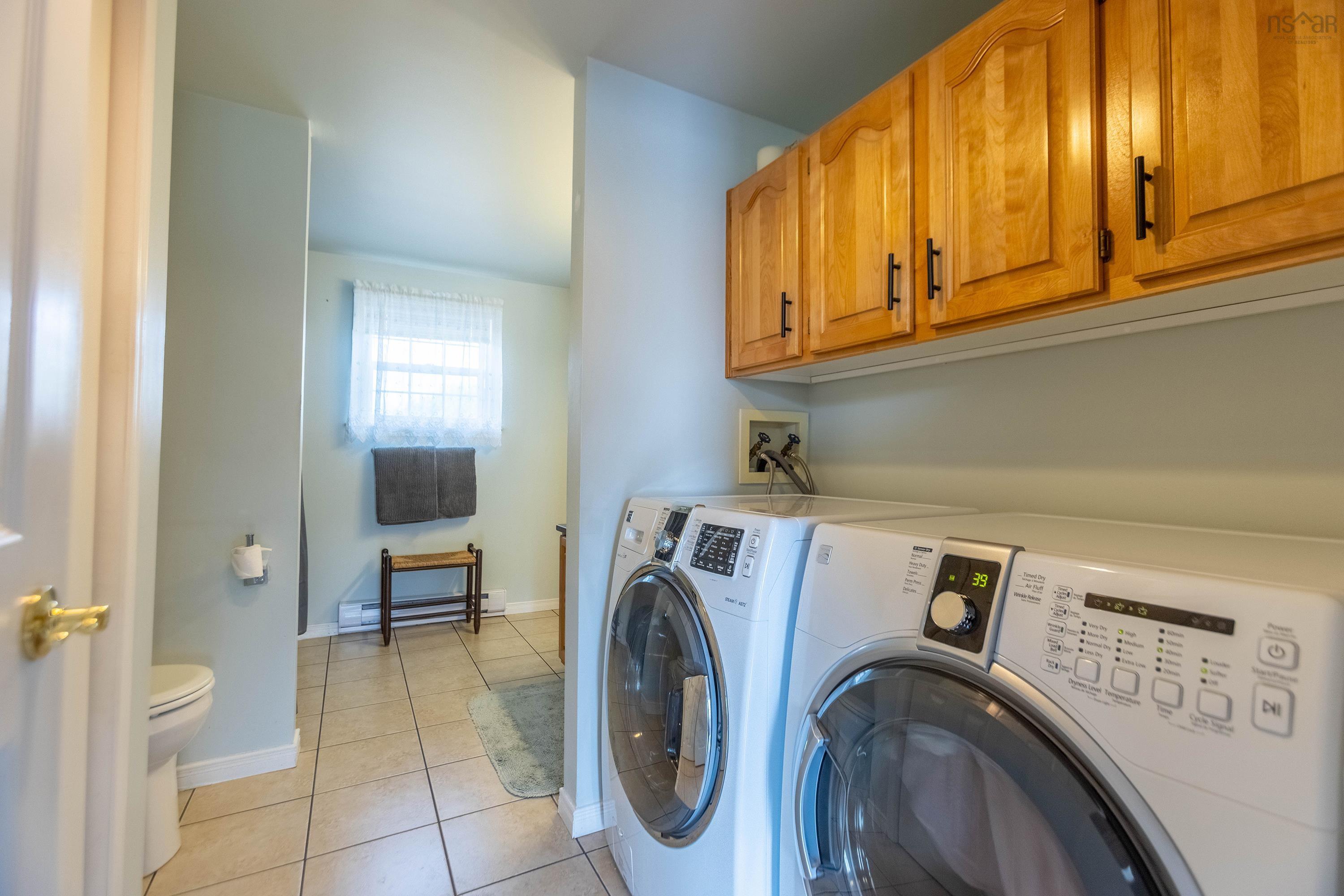 $359,900.00: 10 Garden Court, Amherst