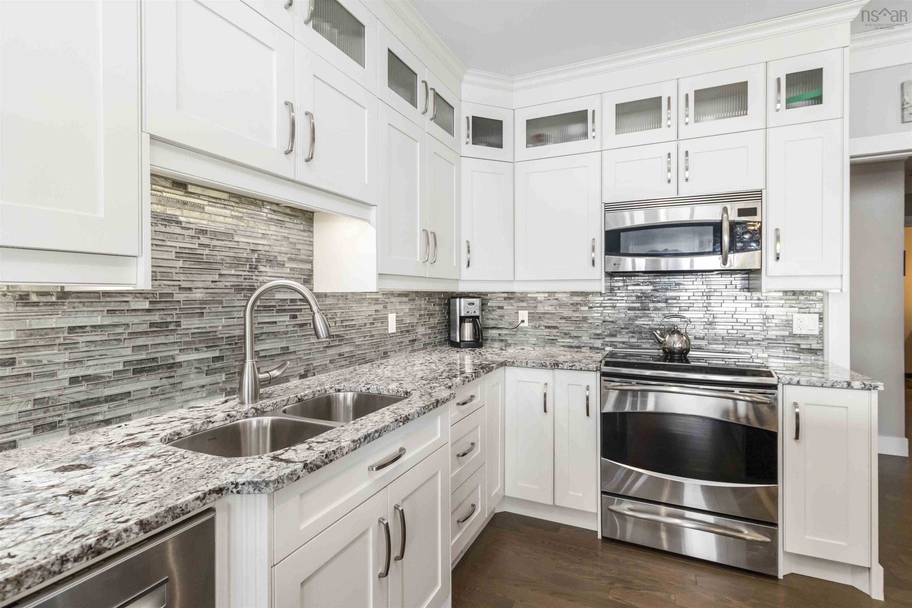 $1,295,000.00: 1243 Highway 331, Conquerall Bank