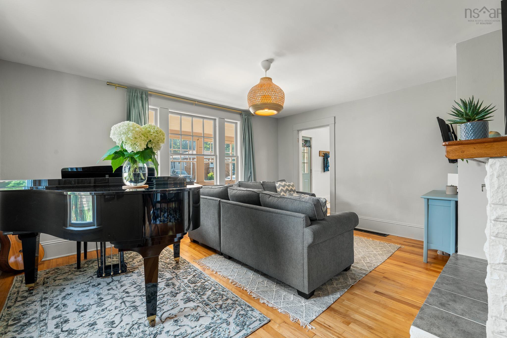 $449,000.00: 22 Caldwell Avenue, Kentville