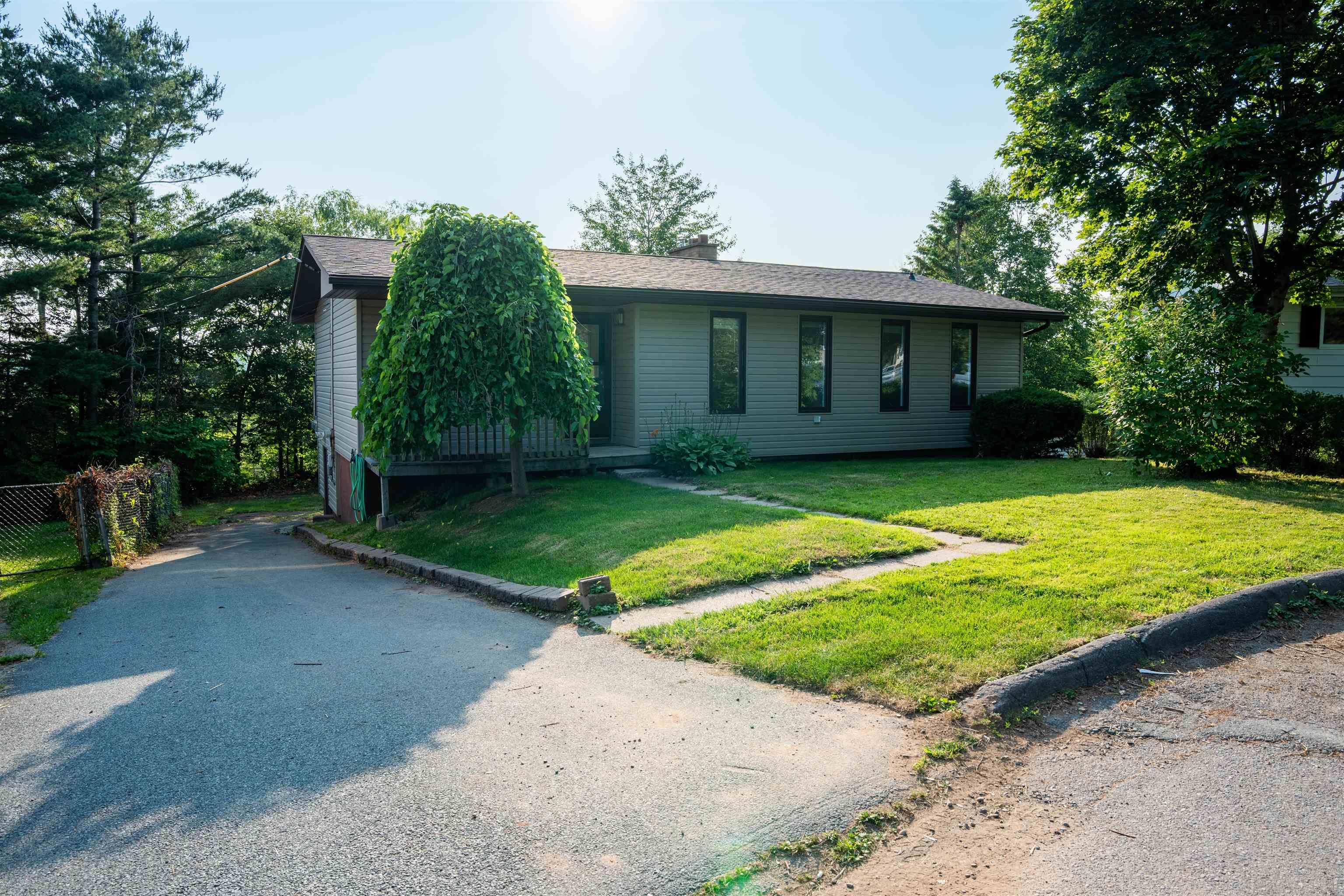 $499,900.00: 17 Tilley Court, Lower Sackville