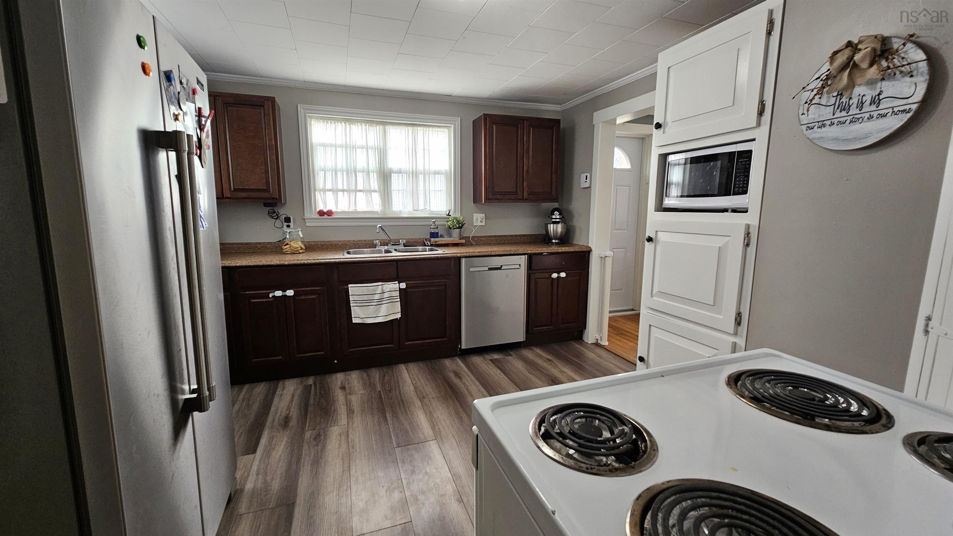 $199,000.00: 6588 Highway 3, Lower Woods Harbour