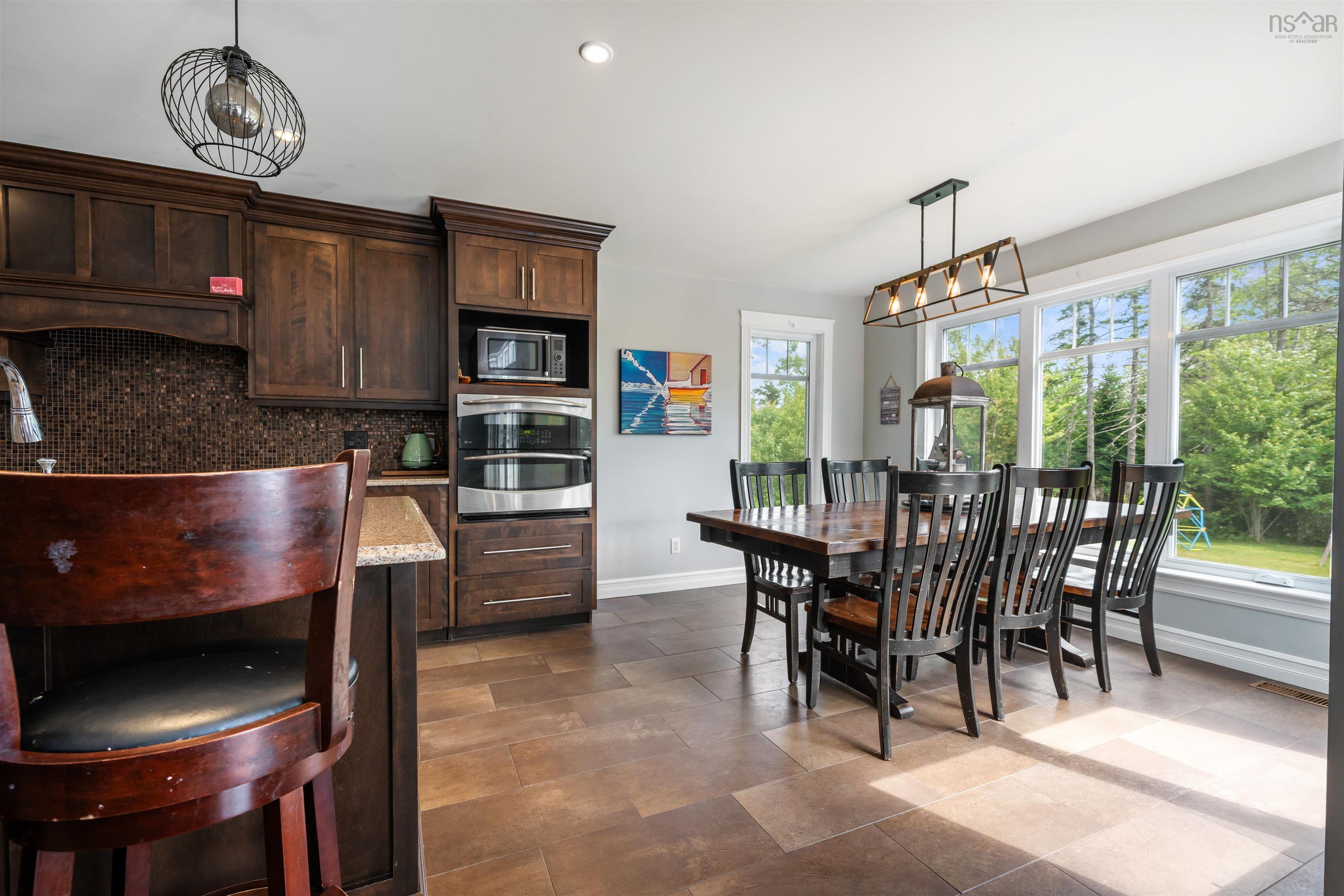 $687,900.00: 259 Dorsay Road, Amherst