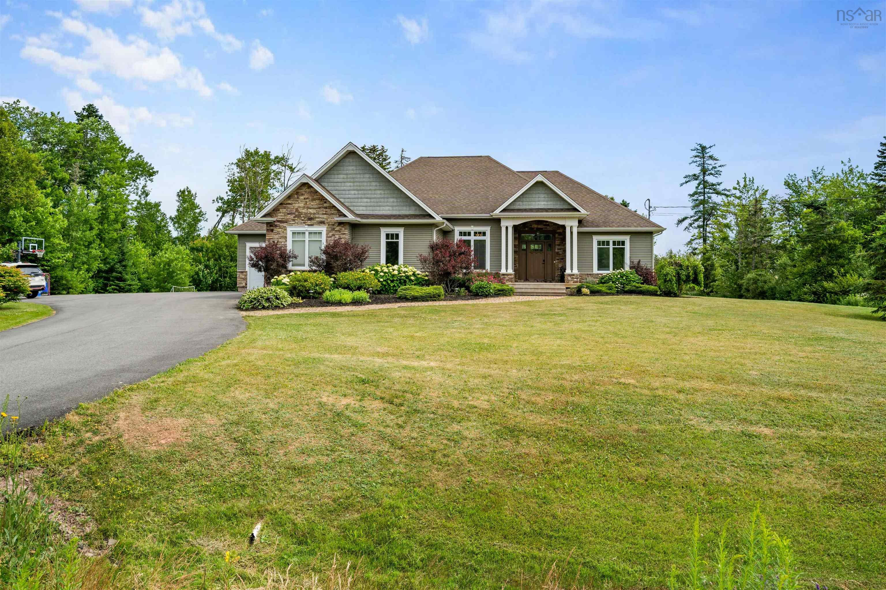 $687,900.00: 259 Dorsay Road, Amherst