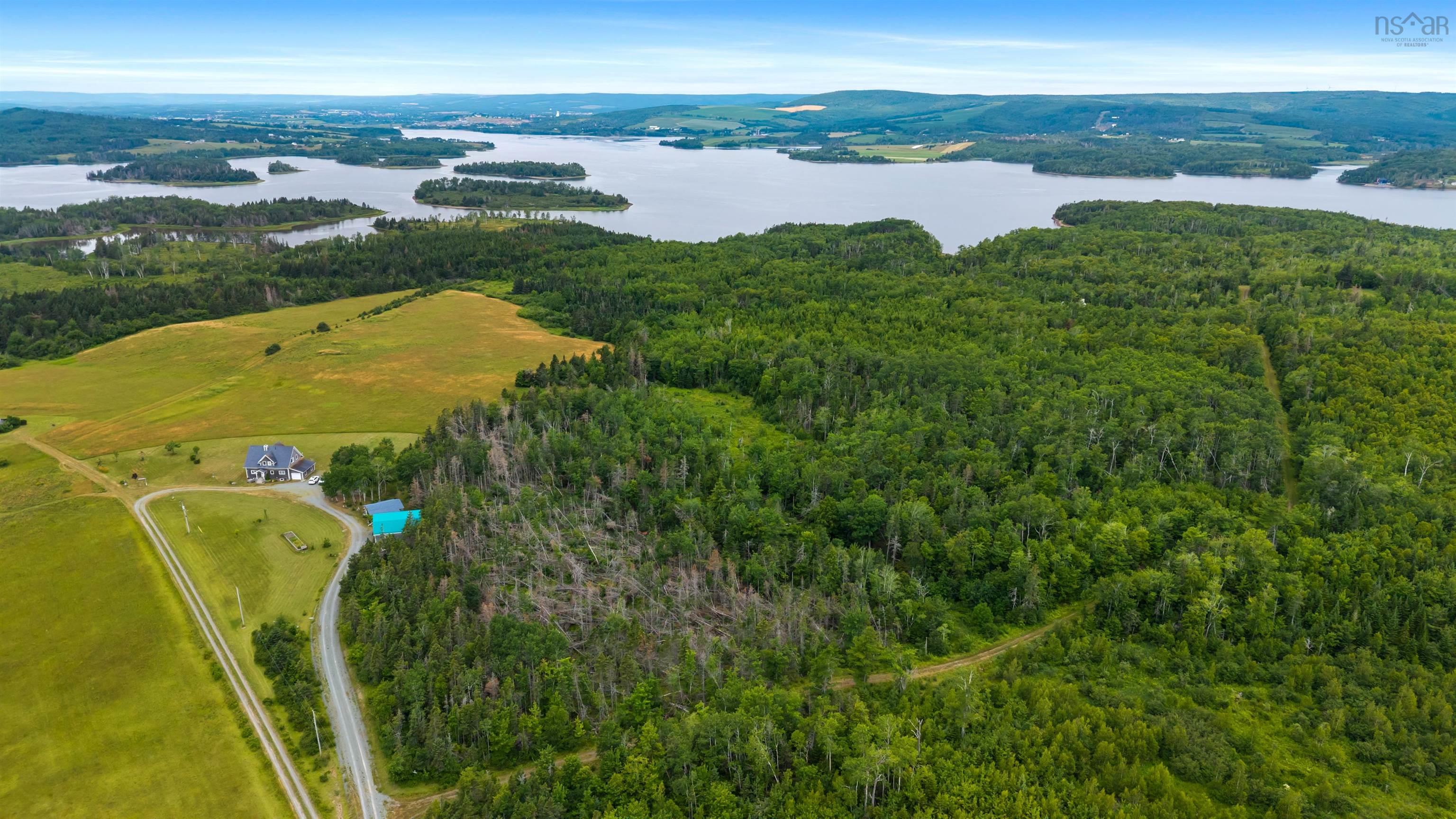 $990,000.00: 1159 South Side Harbour Road, Southside Harbour