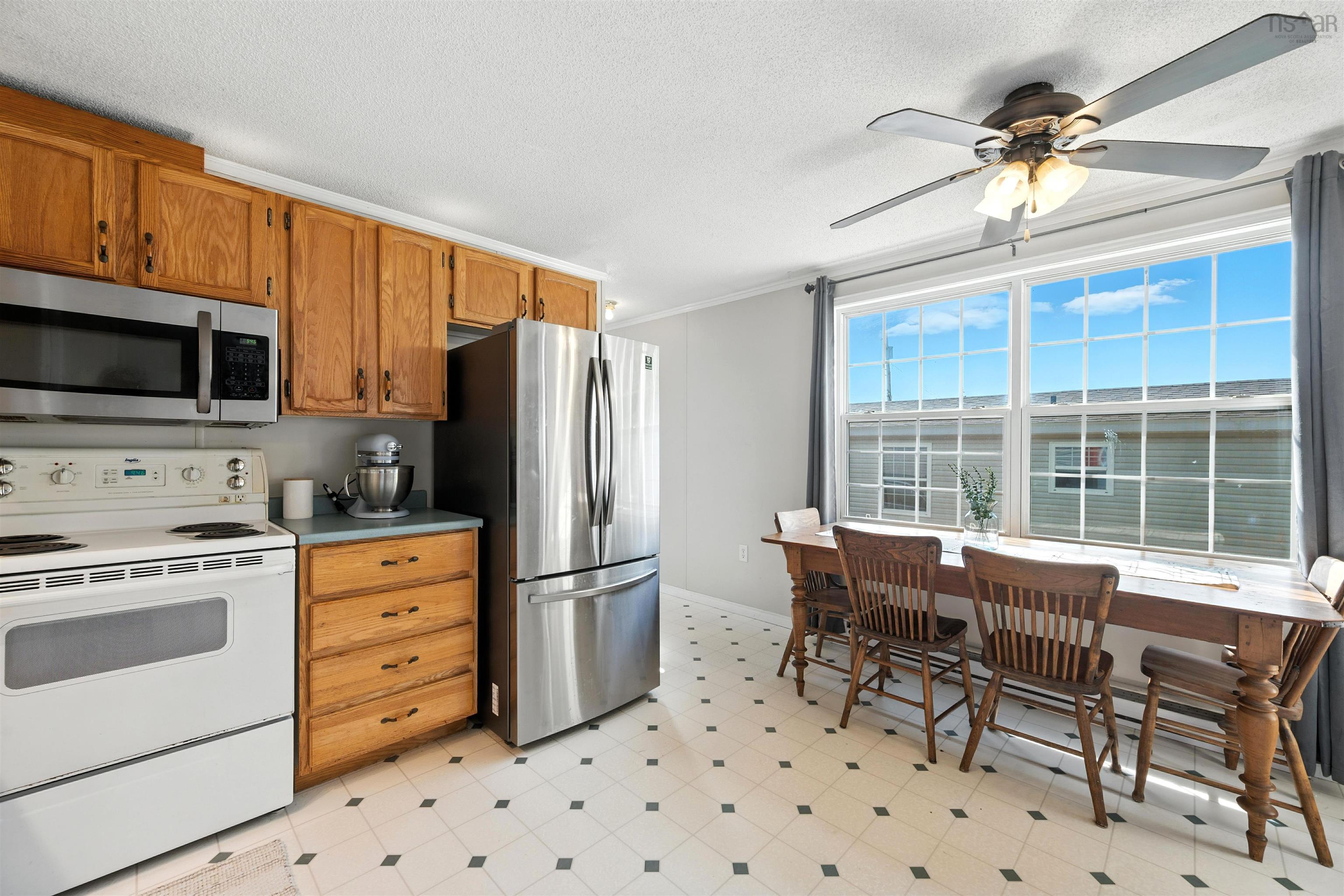 $169,900.00: 4 Lois Lane, Simms Settlement