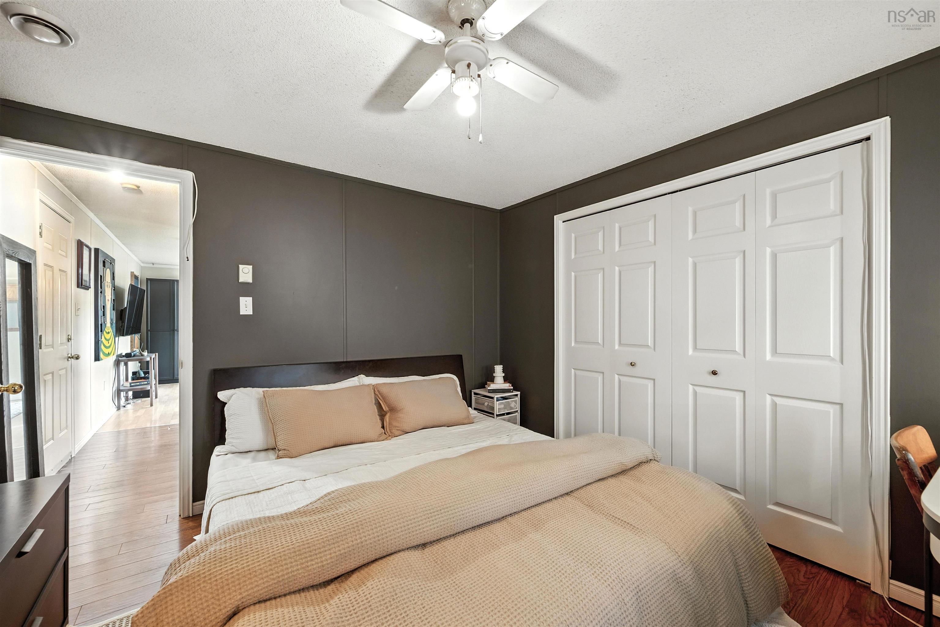 $169,900.00: 4 Lois Lane, Simms Settlement