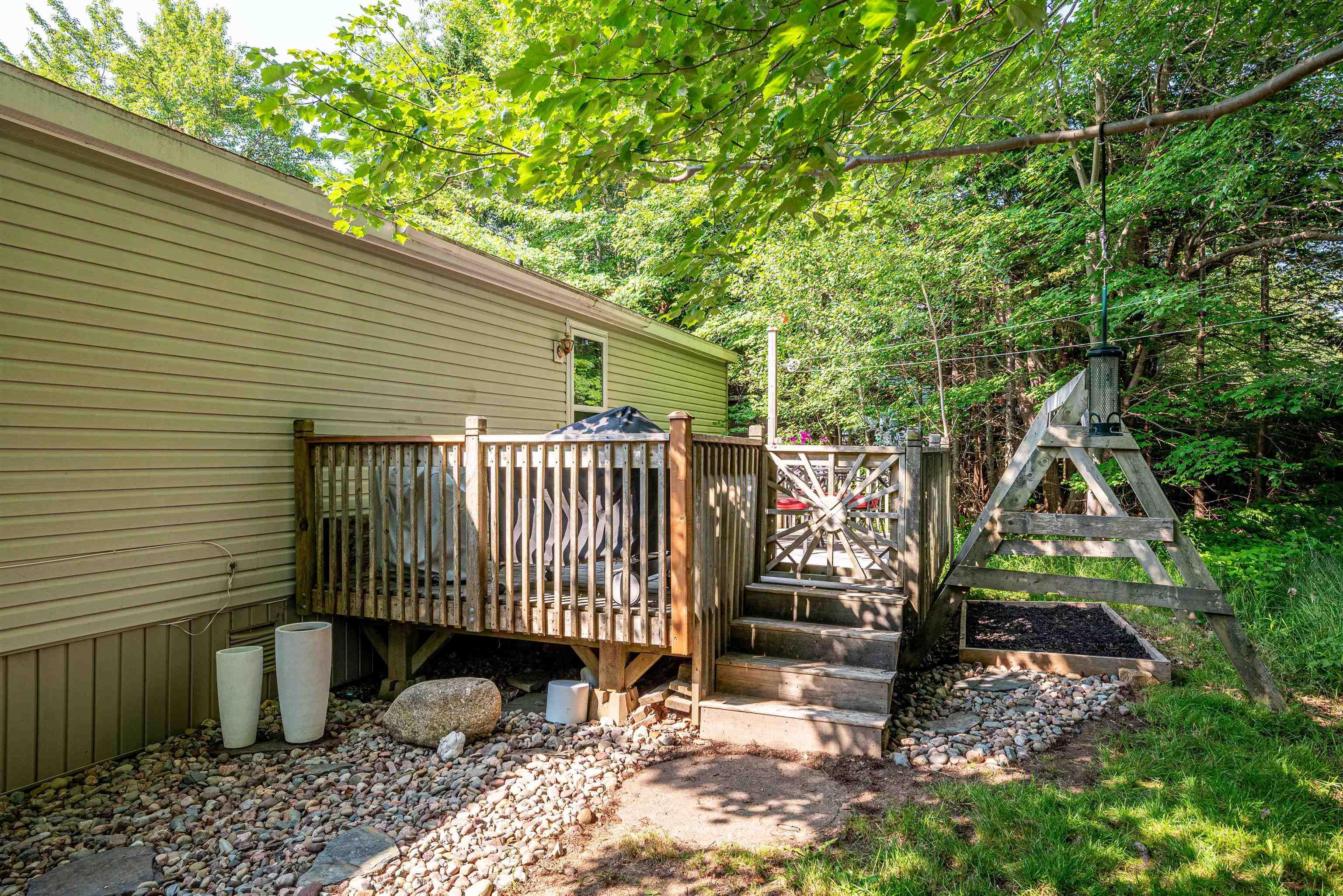 $169,900.00: 4 Lois Lane, Simms Settlement