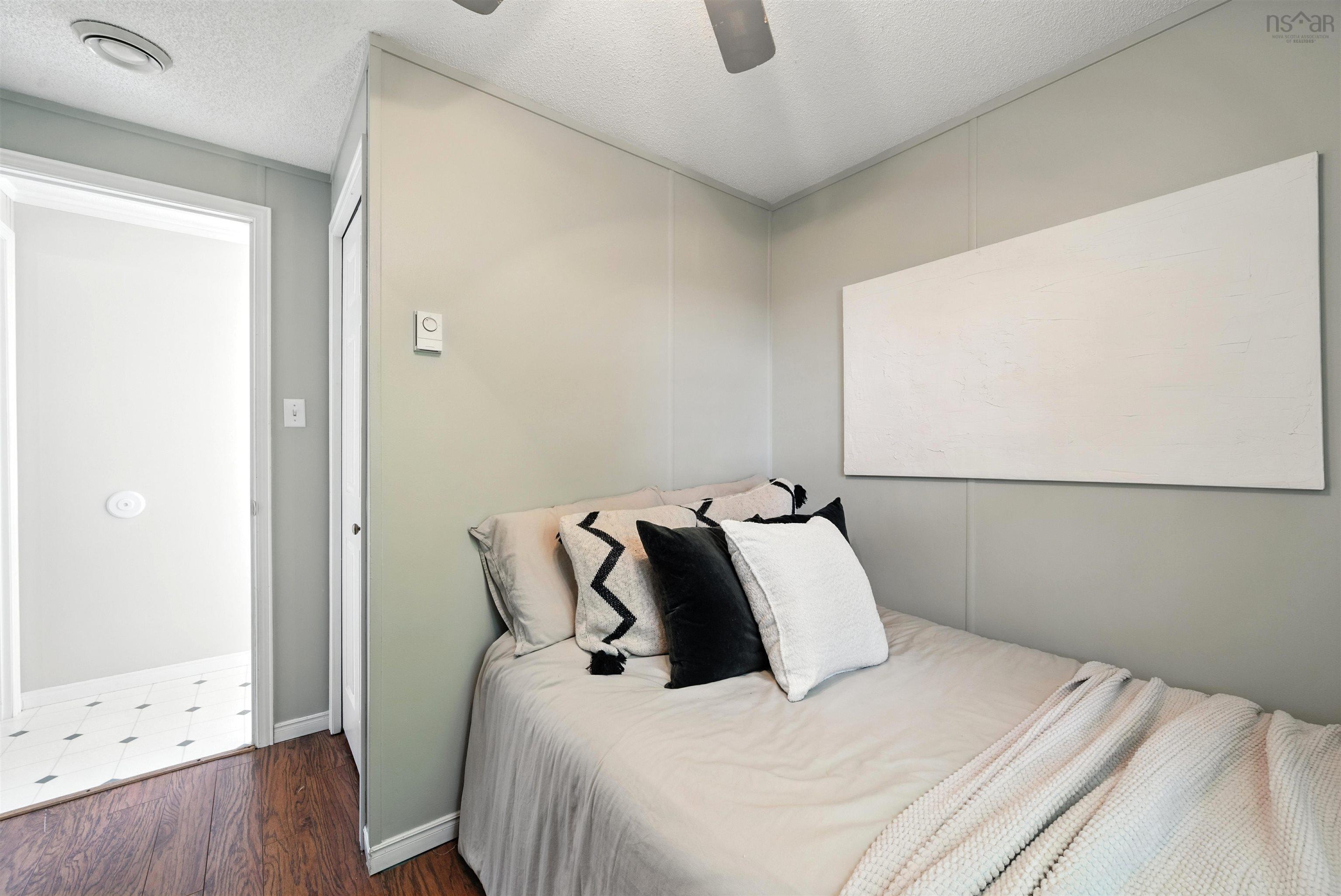 $169,900.00: 4 Lois Lane, Simms Settlement