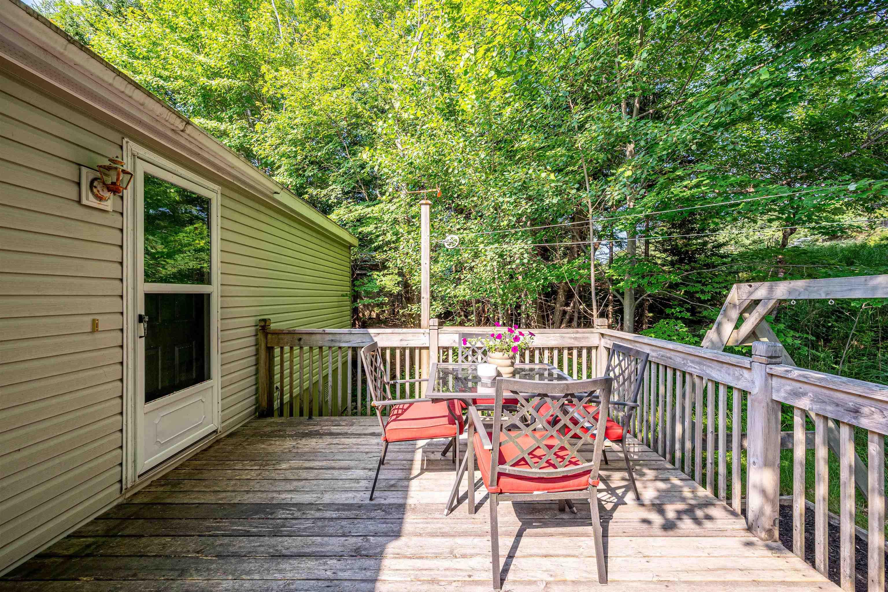 $169,900.00: 4 Lois Lane, Simms Settlement