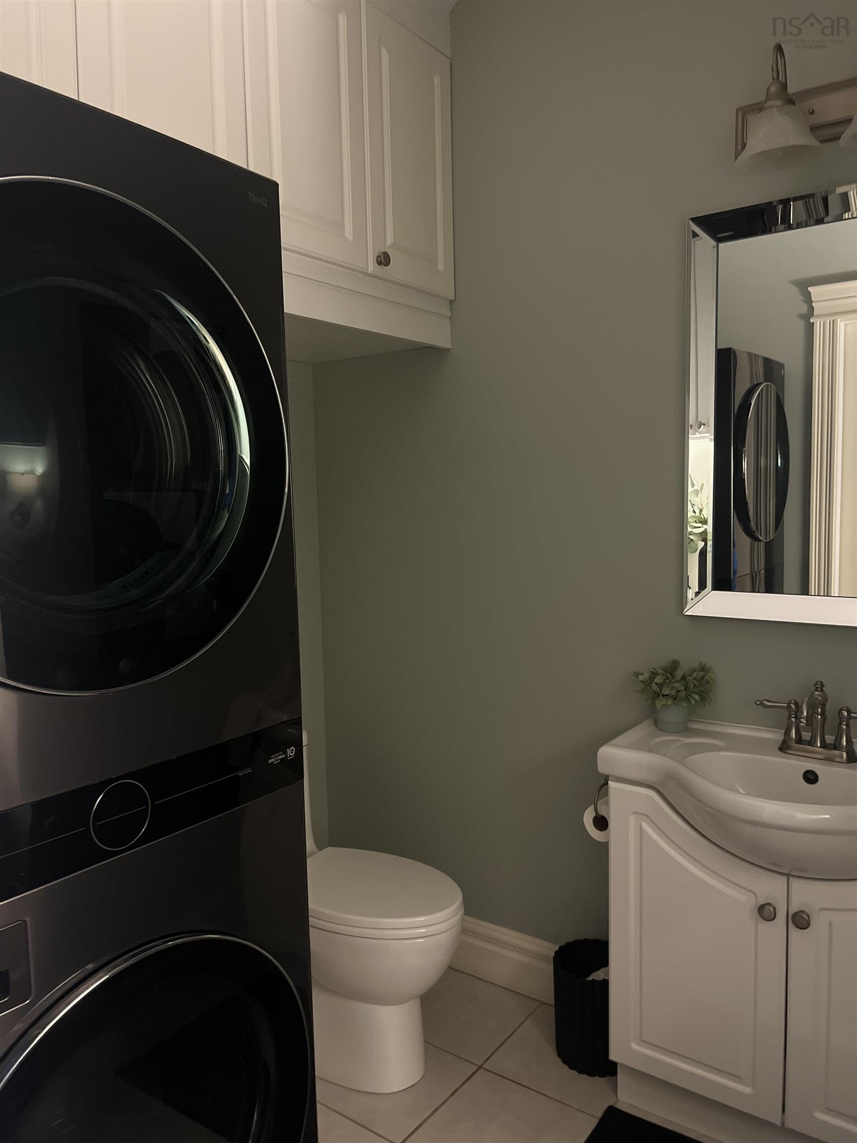 $990,000.00: 3 Eaton Drive, Valley