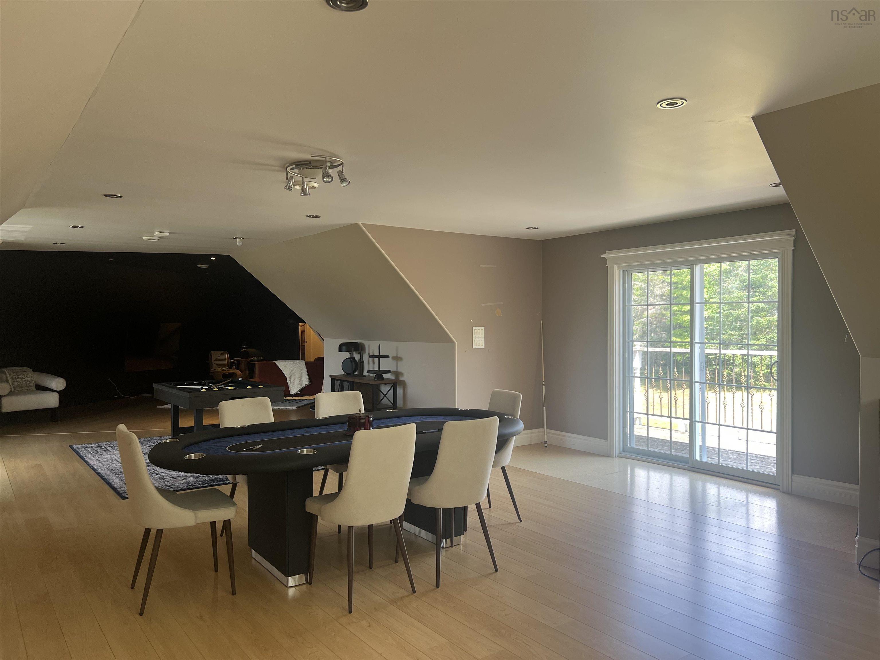 $990,000.00: 3 Eaton Drive, Valley