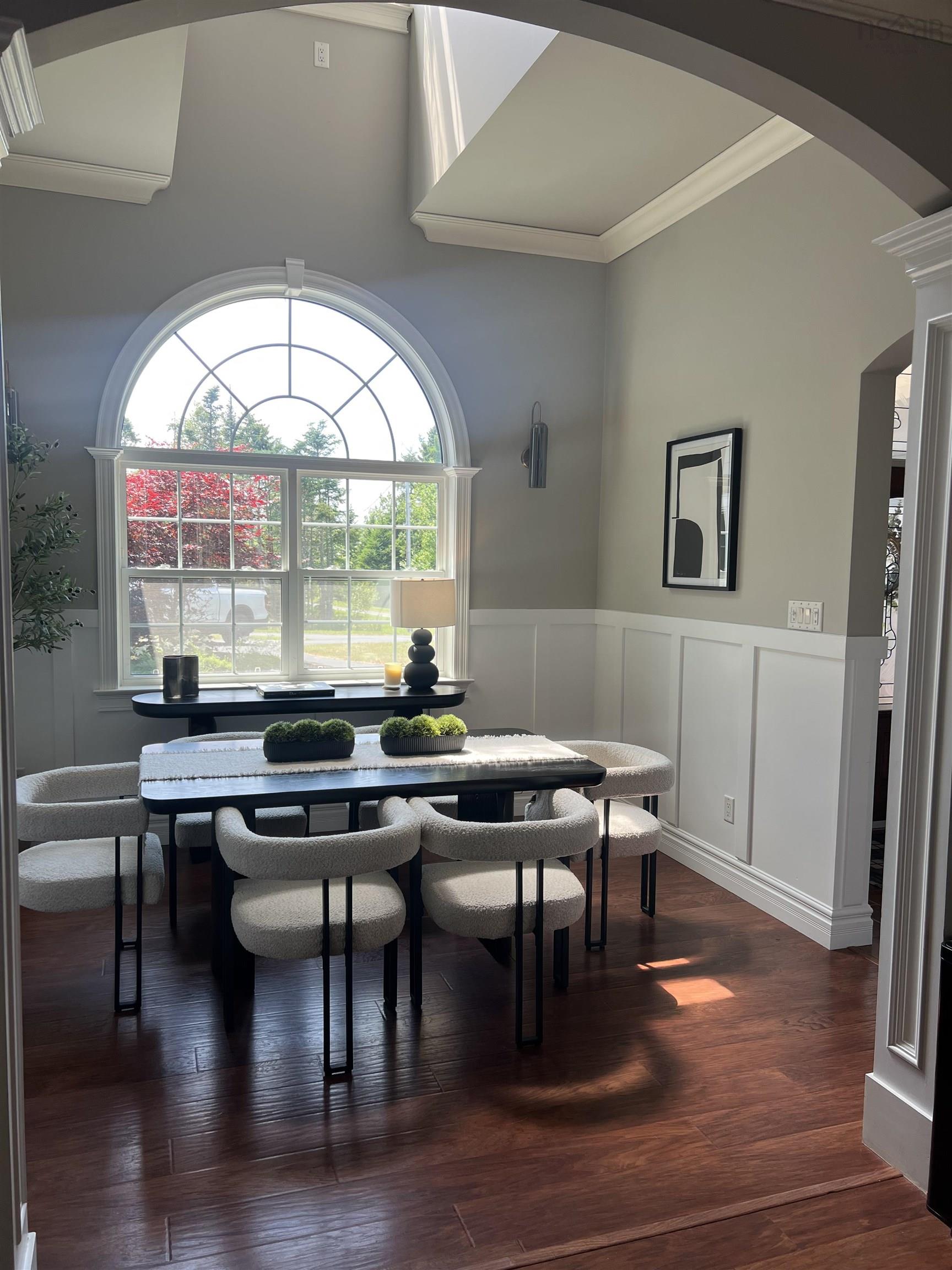 $990,000.00: 3 Eaton Drive, Valley