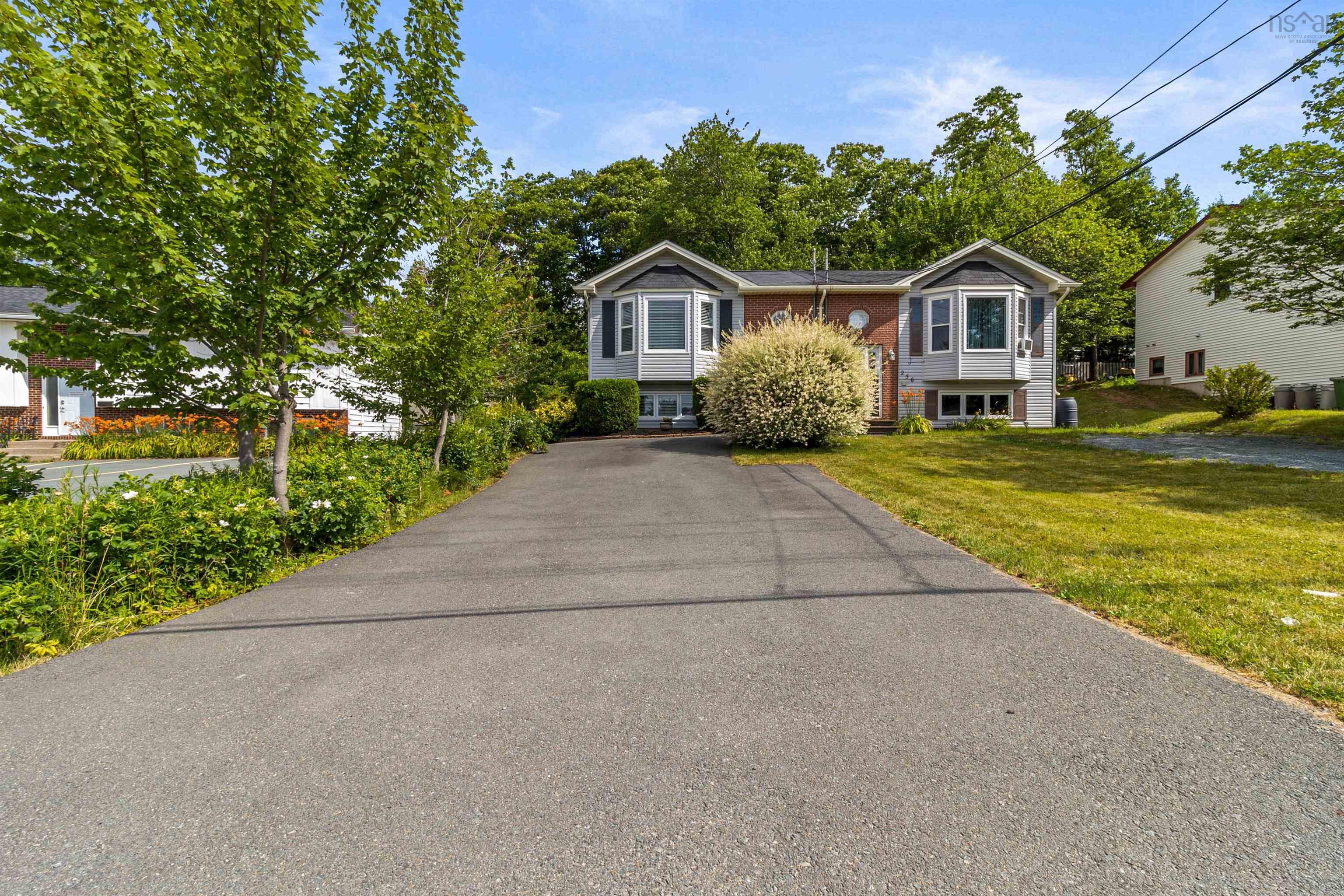 $412,000.00: 254 Cobequid Road, Lower Sackville