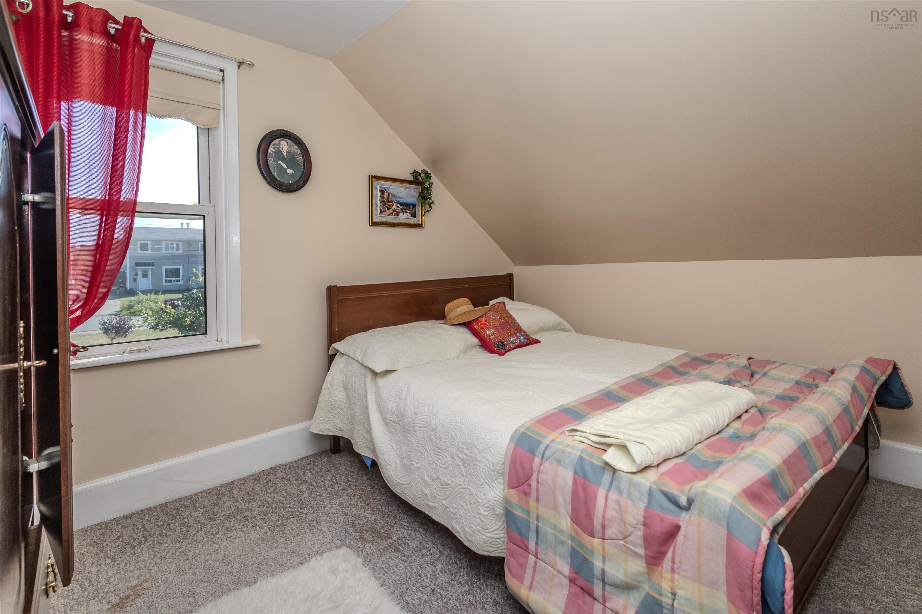 $274,000.00: 3731 Emerald Street, Scotchtown