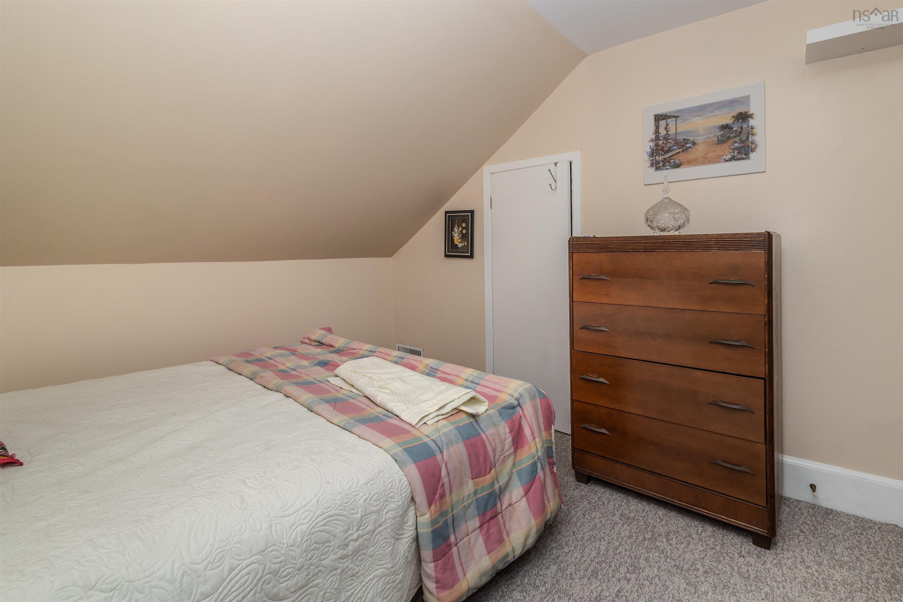 $274,000.00: 3731 Emerald Street, Scotchtown