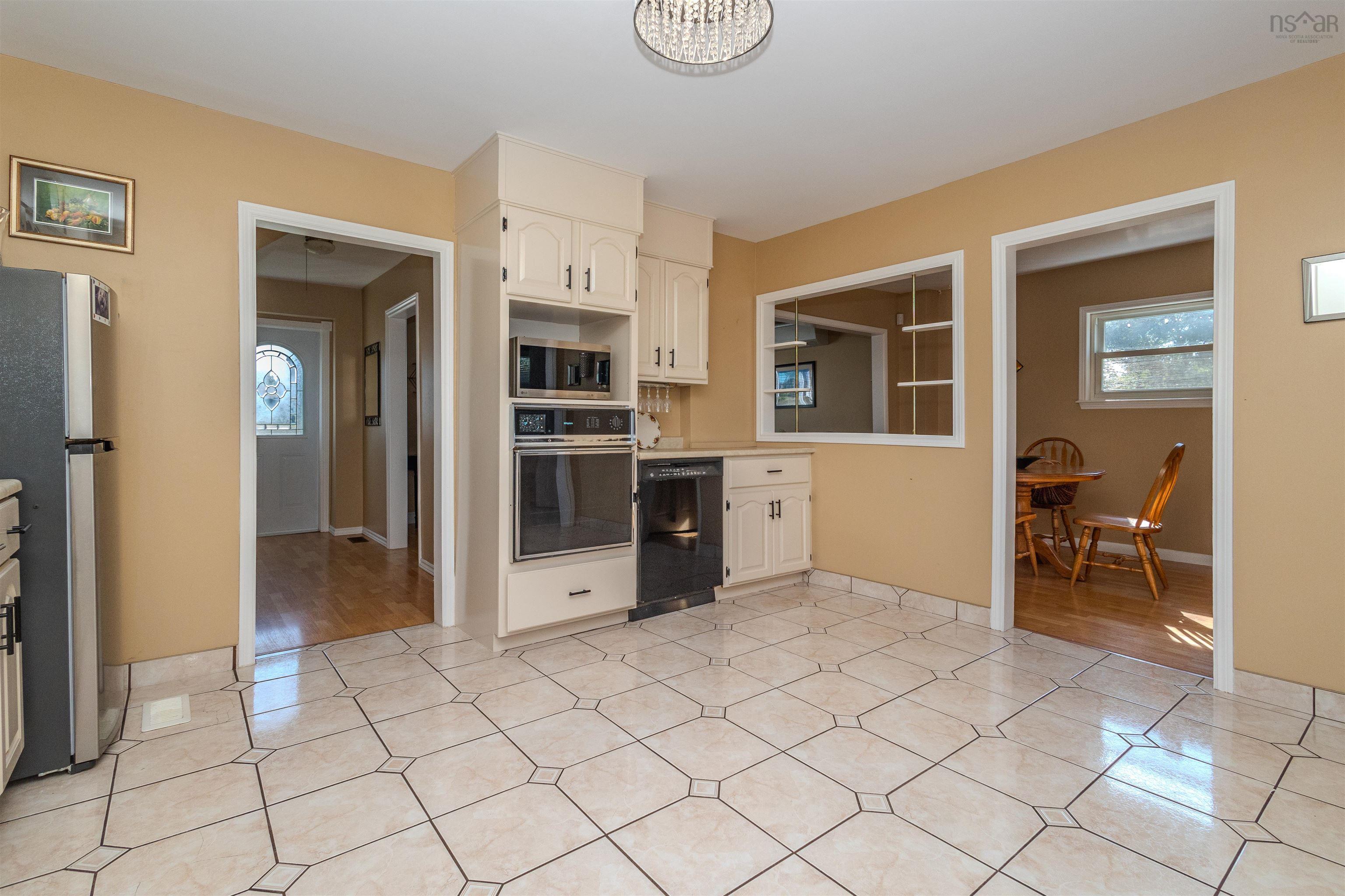 $274,000.00: 3731 Emerald Street, Scotchtown