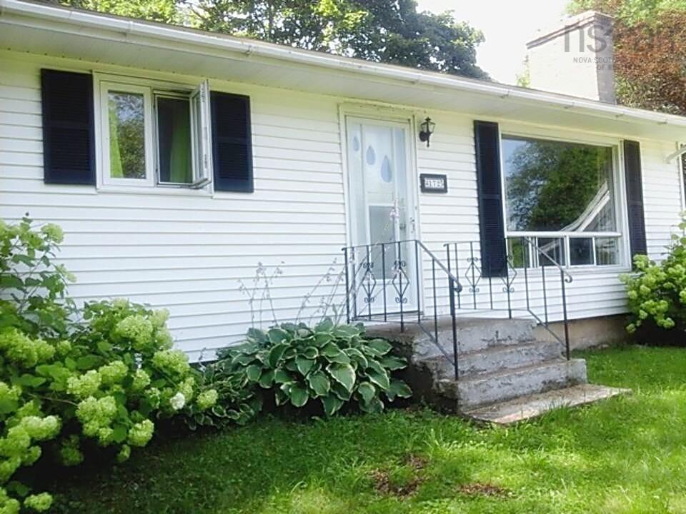 $249,900.00: 172 Prince Street, Bridgewater