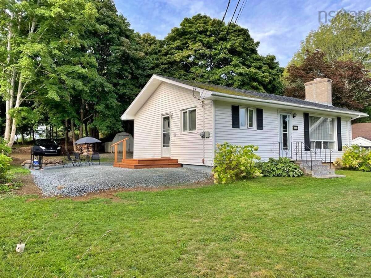 $249,900.00: 172 Prince Street, Bridgewater