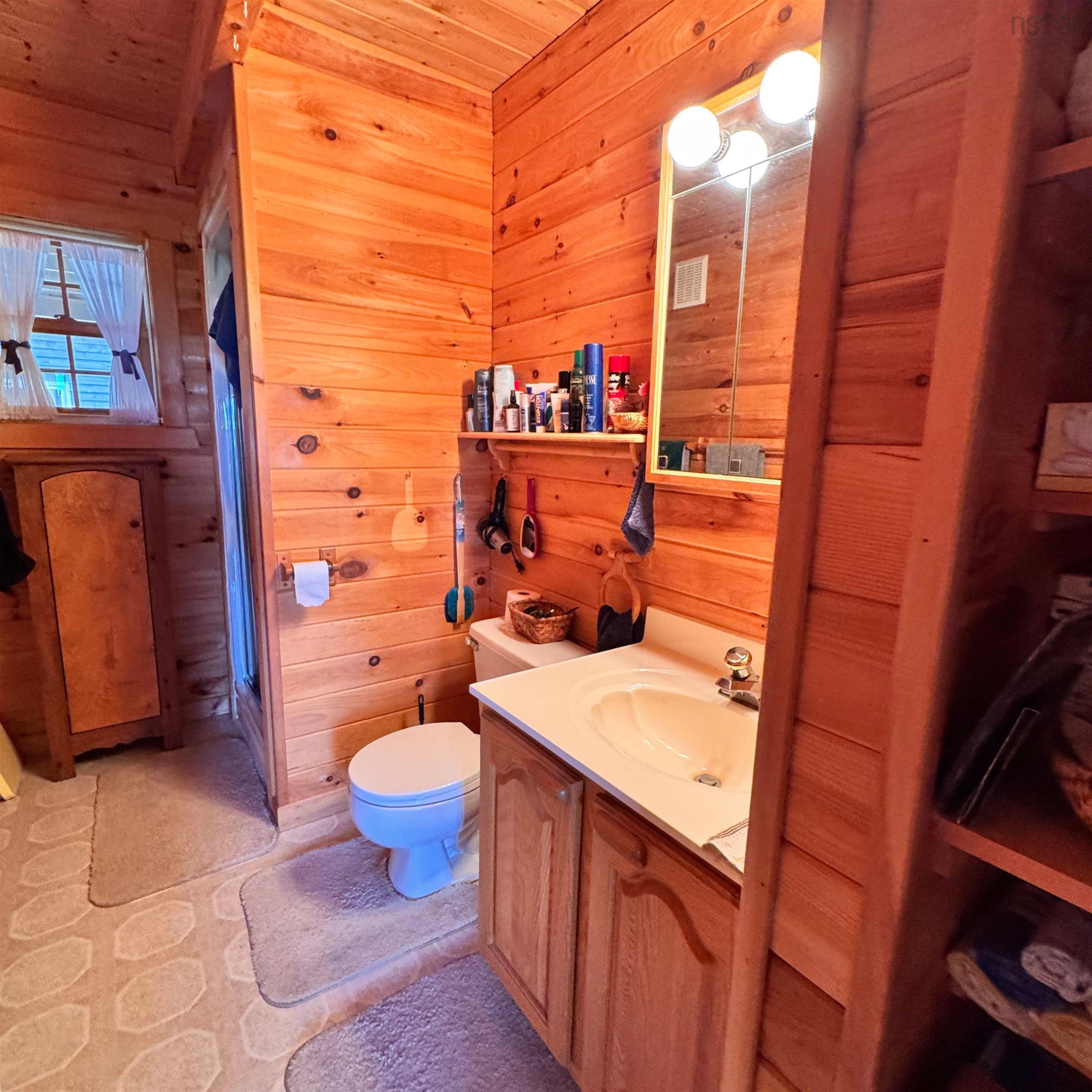 $699,000.00: 14515 Highway 4, Hay Cove