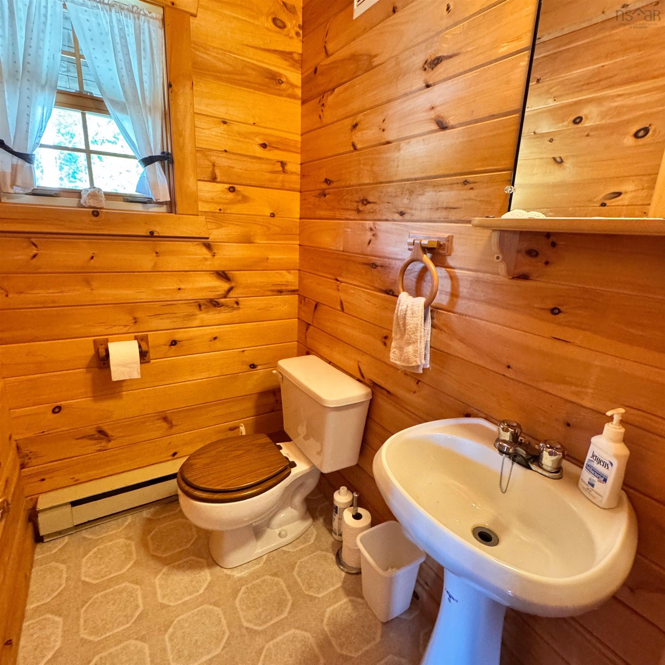 $699,000.00: 14515 Highway 4, Hay Cove