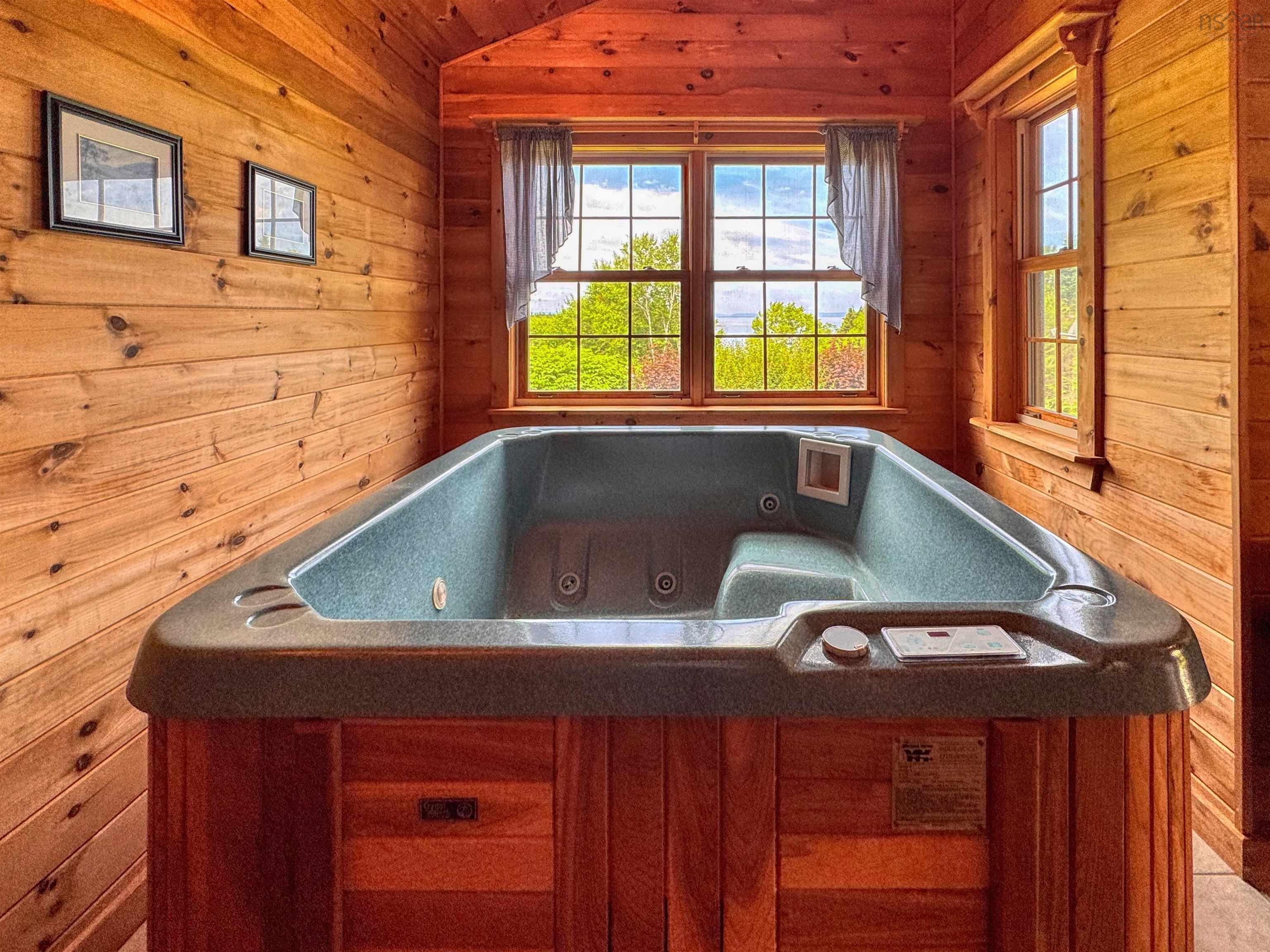 $699,000.00: 14515 Highway 4, Hay Cove