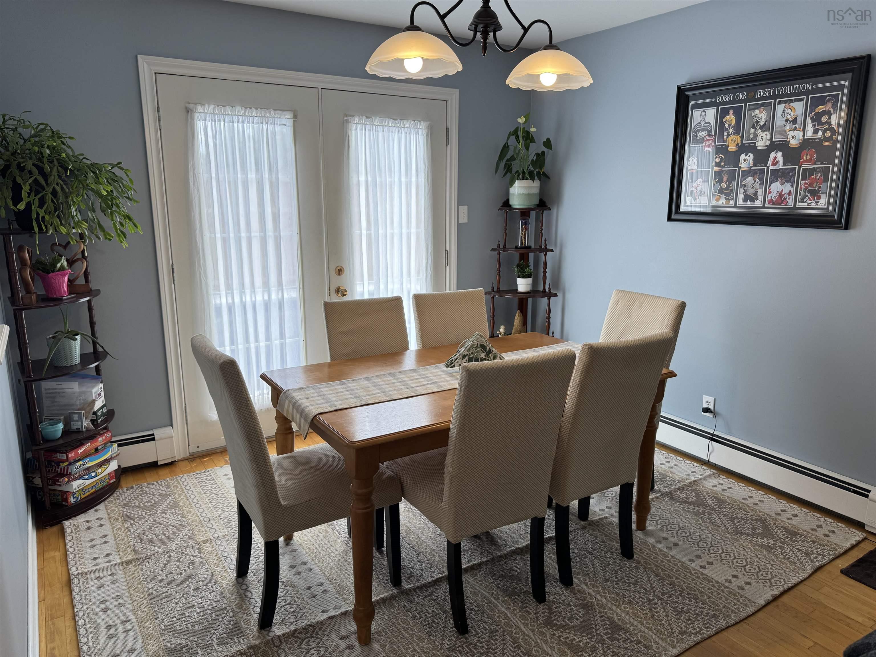 $485,000.00: 95 Poplar Street, Stellarton