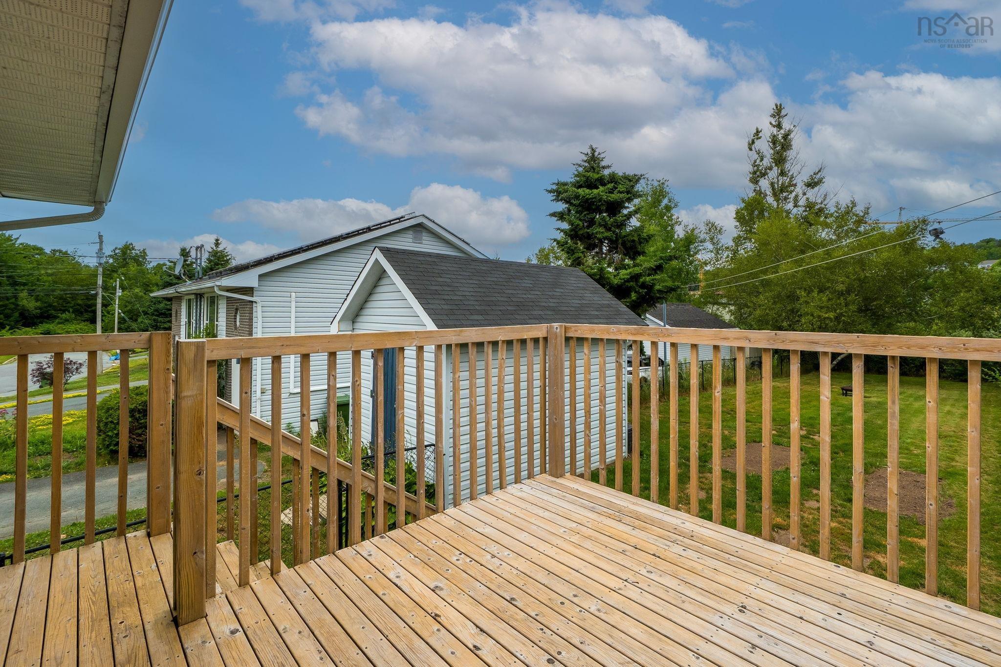 $399,900.00: 47 Armoyan Drive, Lower Sackville