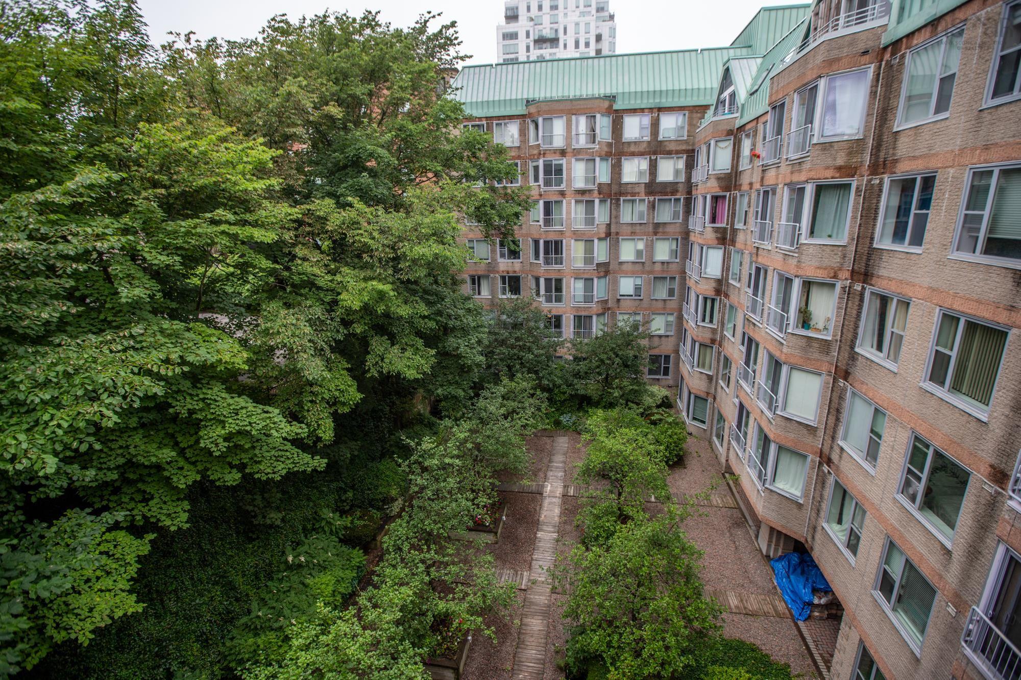 $449,900.00: 513 1326 Lower Water Street, Halifax