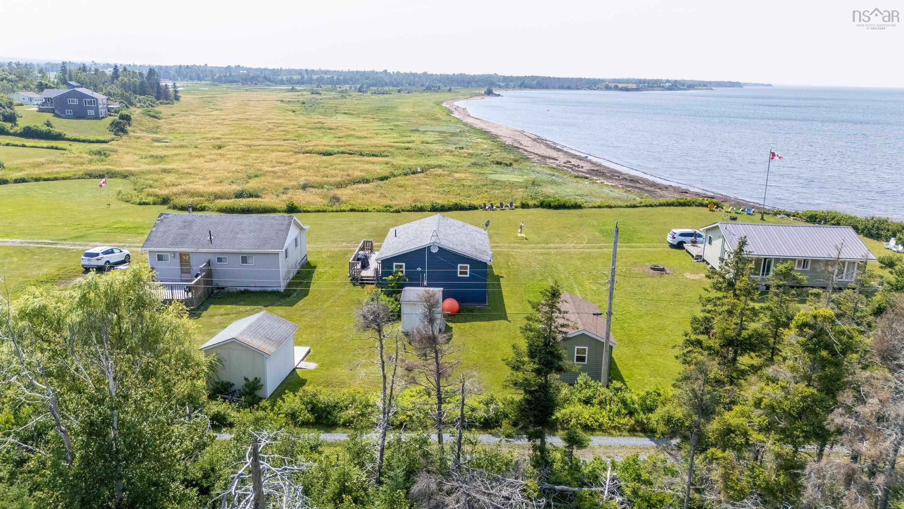 $299,999.00: 46 Sunset Drive, Caribou Island