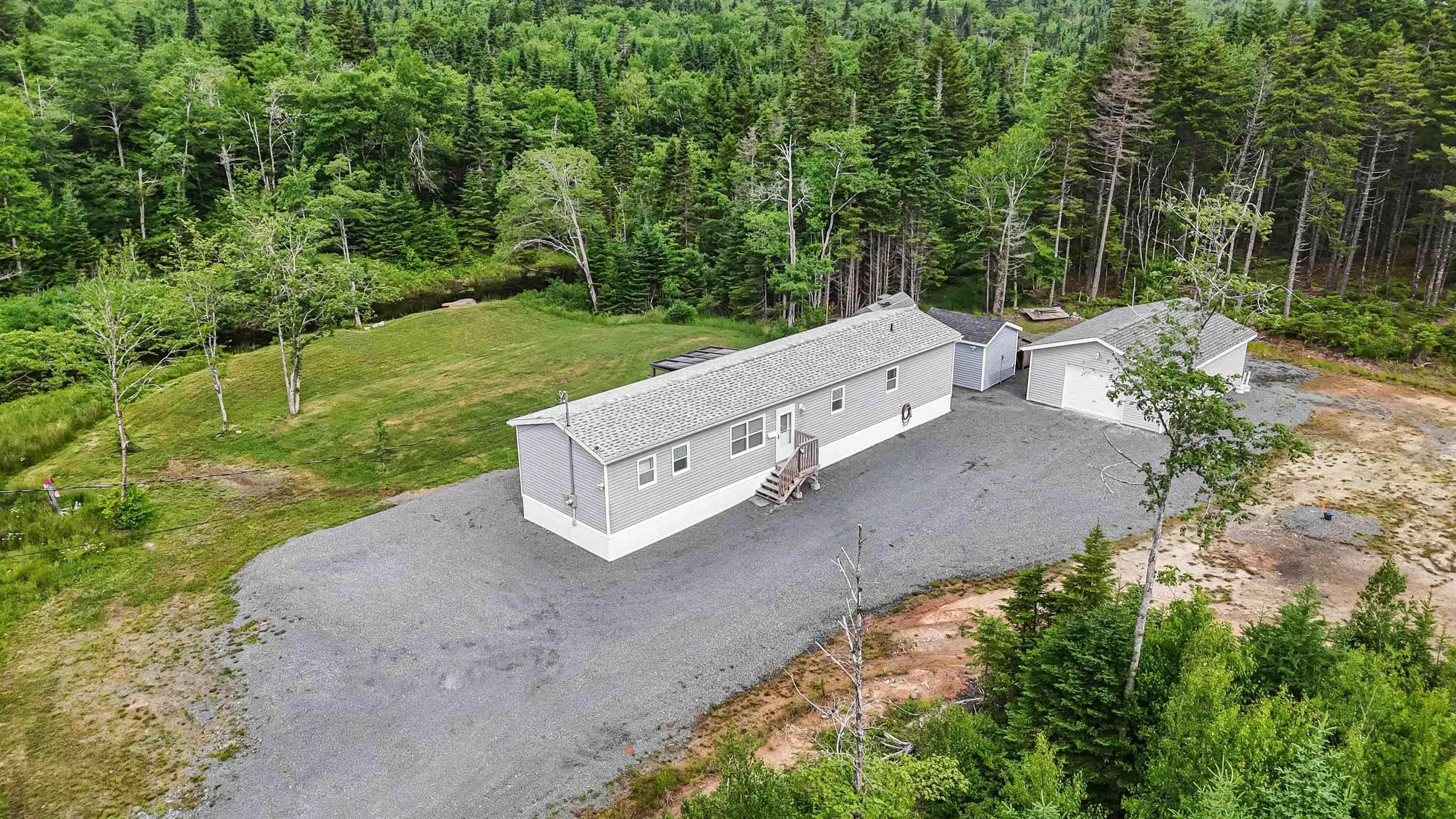 $399,900.00: 2 Old Guysborough Road, Devon