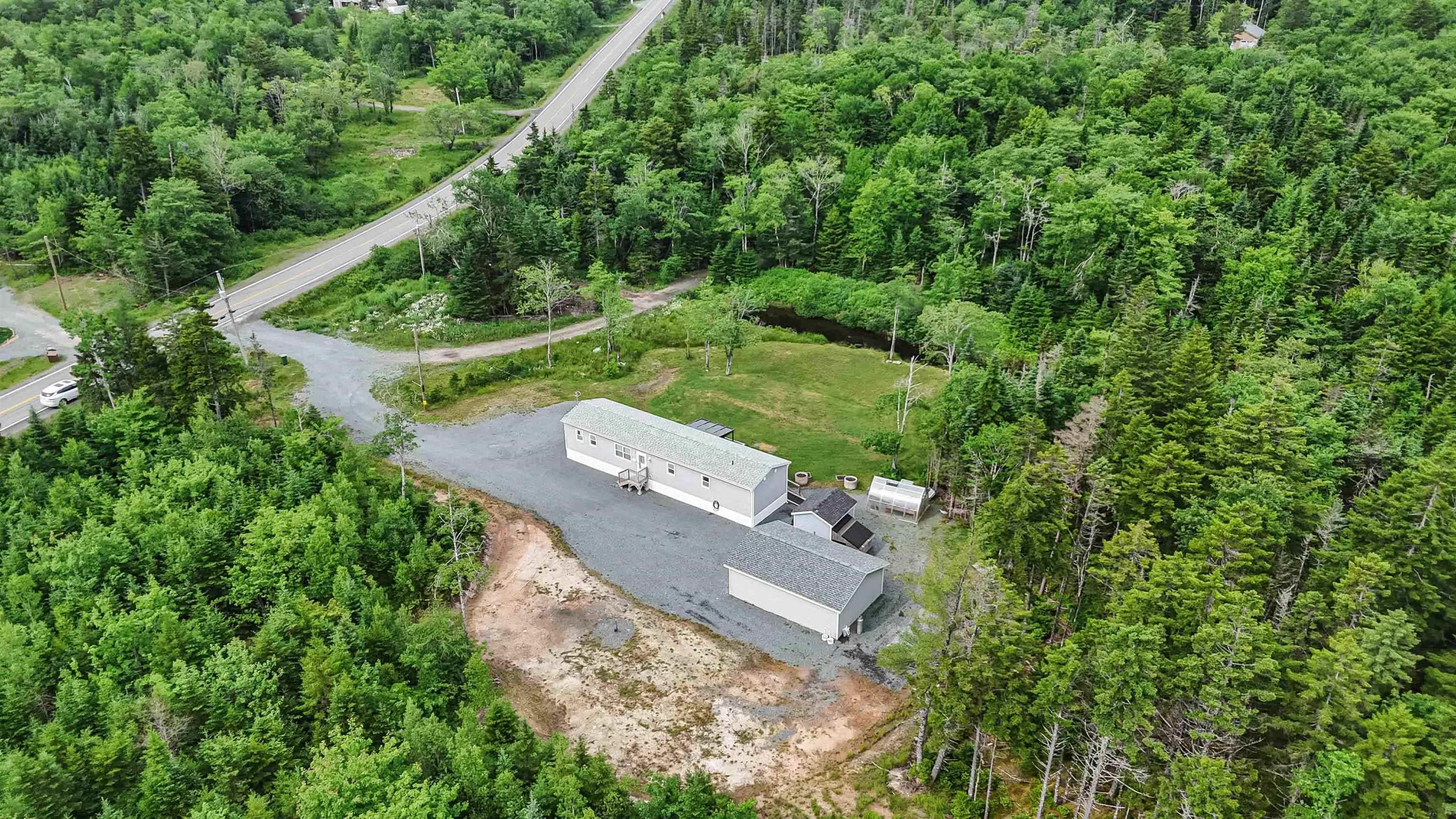 $399,900.00: 2 Old Guysborough Road, Devon