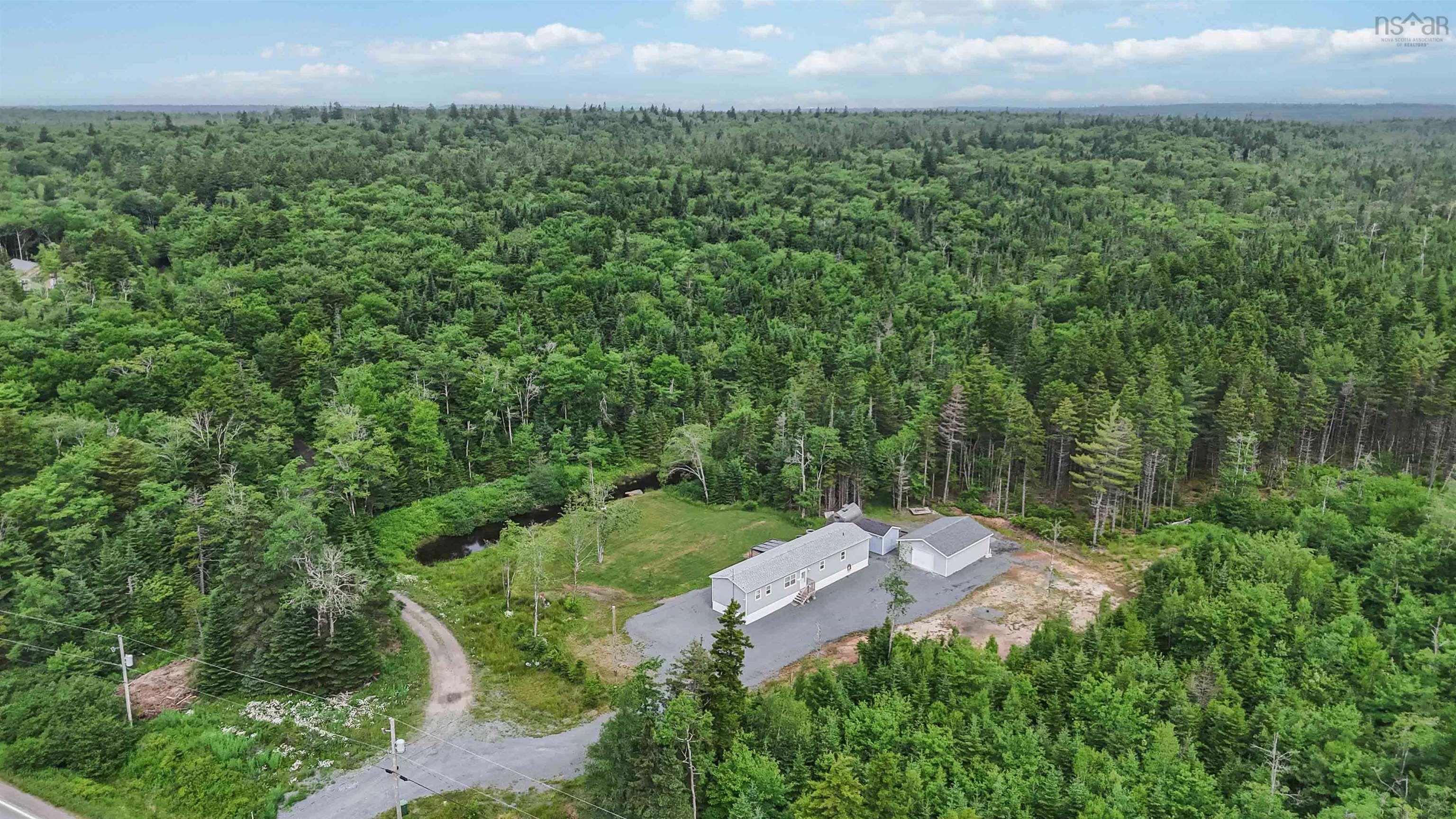 $399,900.00: 2 Old Guysborough Road, Devon