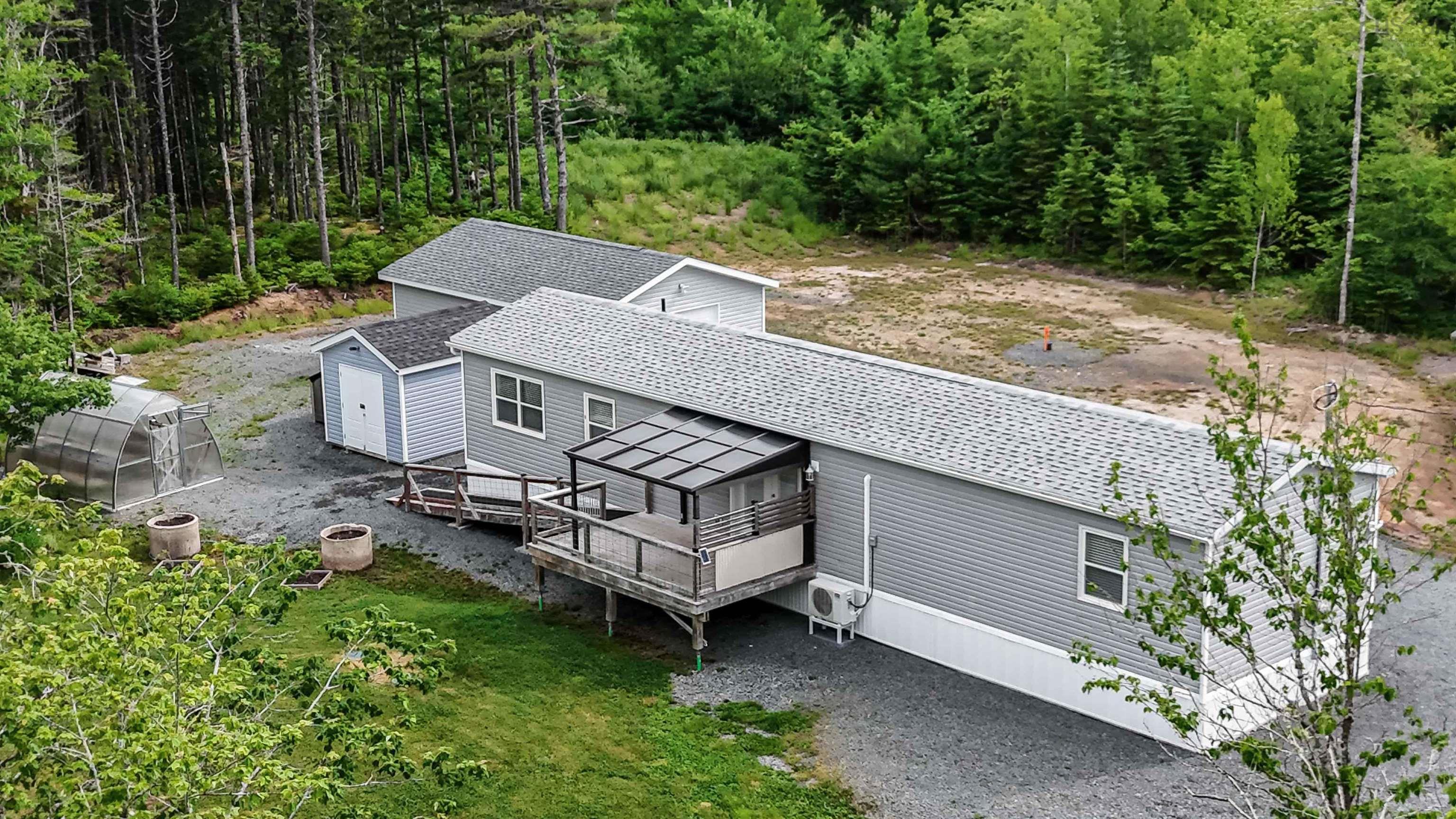 $399,900.00: 2 Old Guysborough Road, Devon
