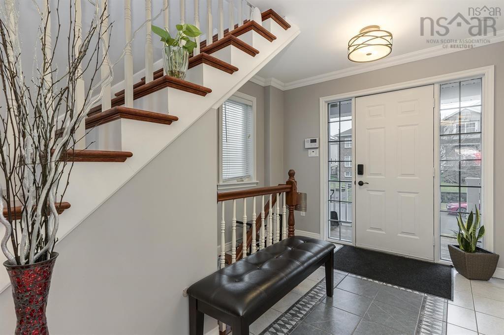 $734,900.00: 7 ROXHAM Close, Halifax Regional Municipality