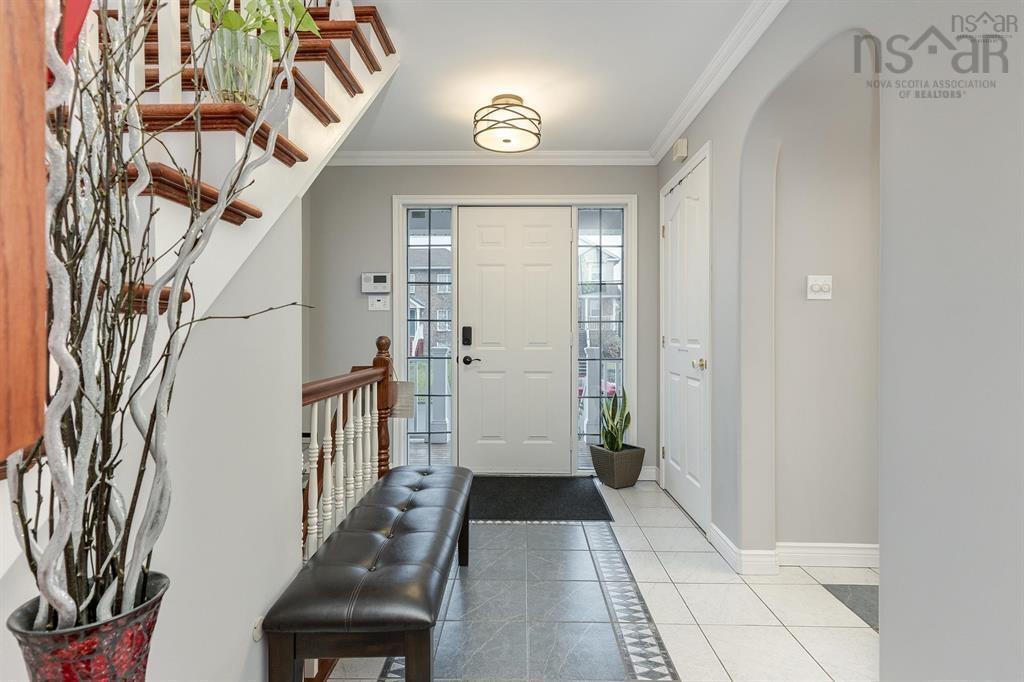 $734,900.00: 7 ROXHAM Close, Halifax Regional Municipality