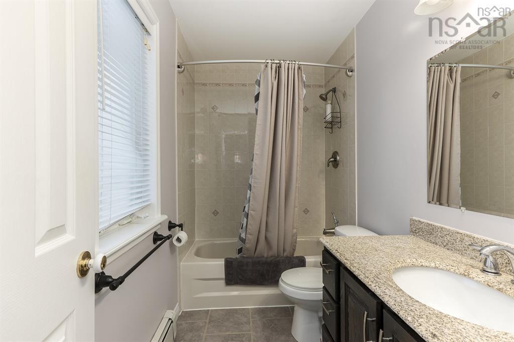 $734,900.00: 7 ROXHAM Close, Halifax Regional Municipality