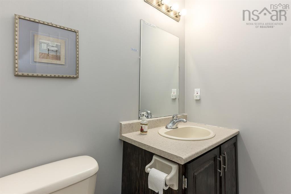 $734,900.00: 7 ROXHAM Close, Halifax Regional Municipality