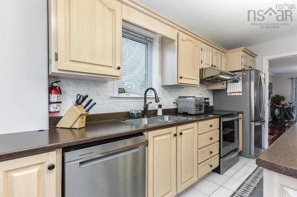 $734,900.00: 7 ROXHAM Close, Halifax Regional Municipality