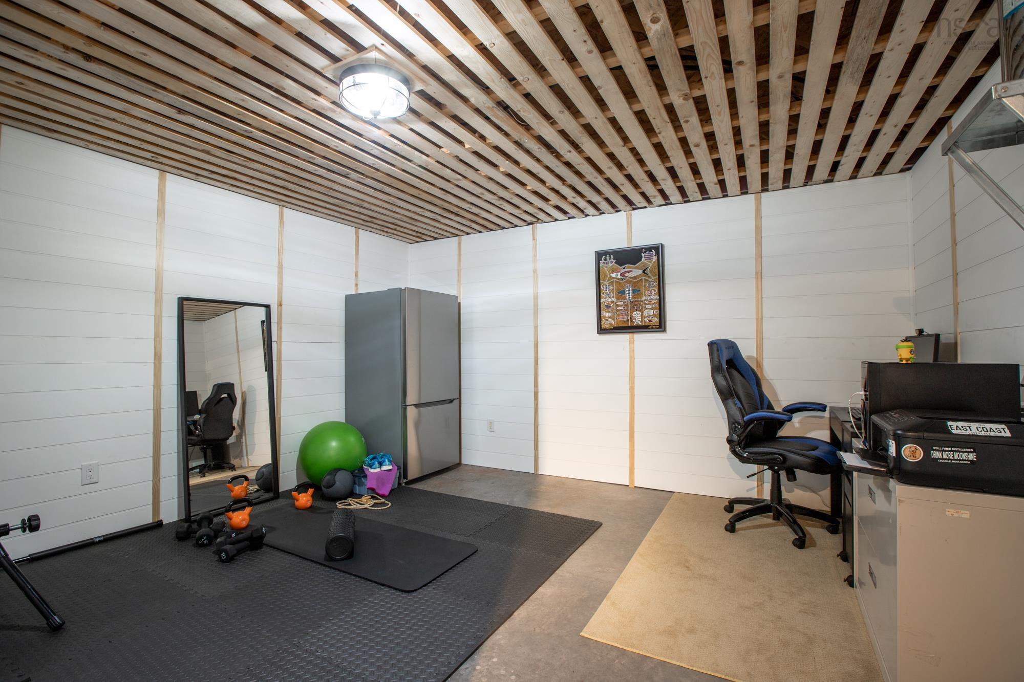 $609,900.00: 3 Evergreen Crescent, West Porters Lake